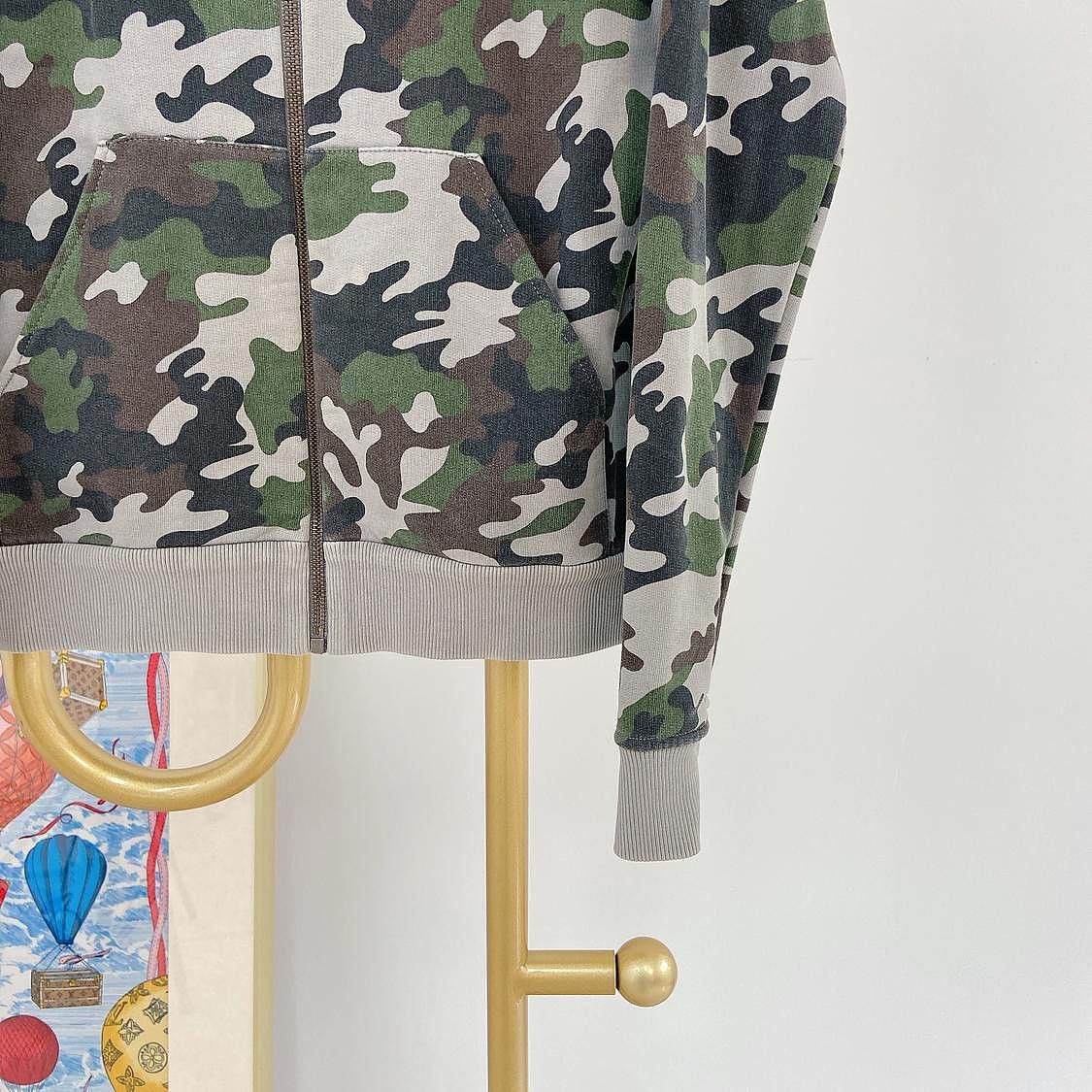 Saint Laurent Paris Saint Laurent Camo Zip Hoodie Size XS Size US XS / EU 42 / 0 - 6 Thumbnail