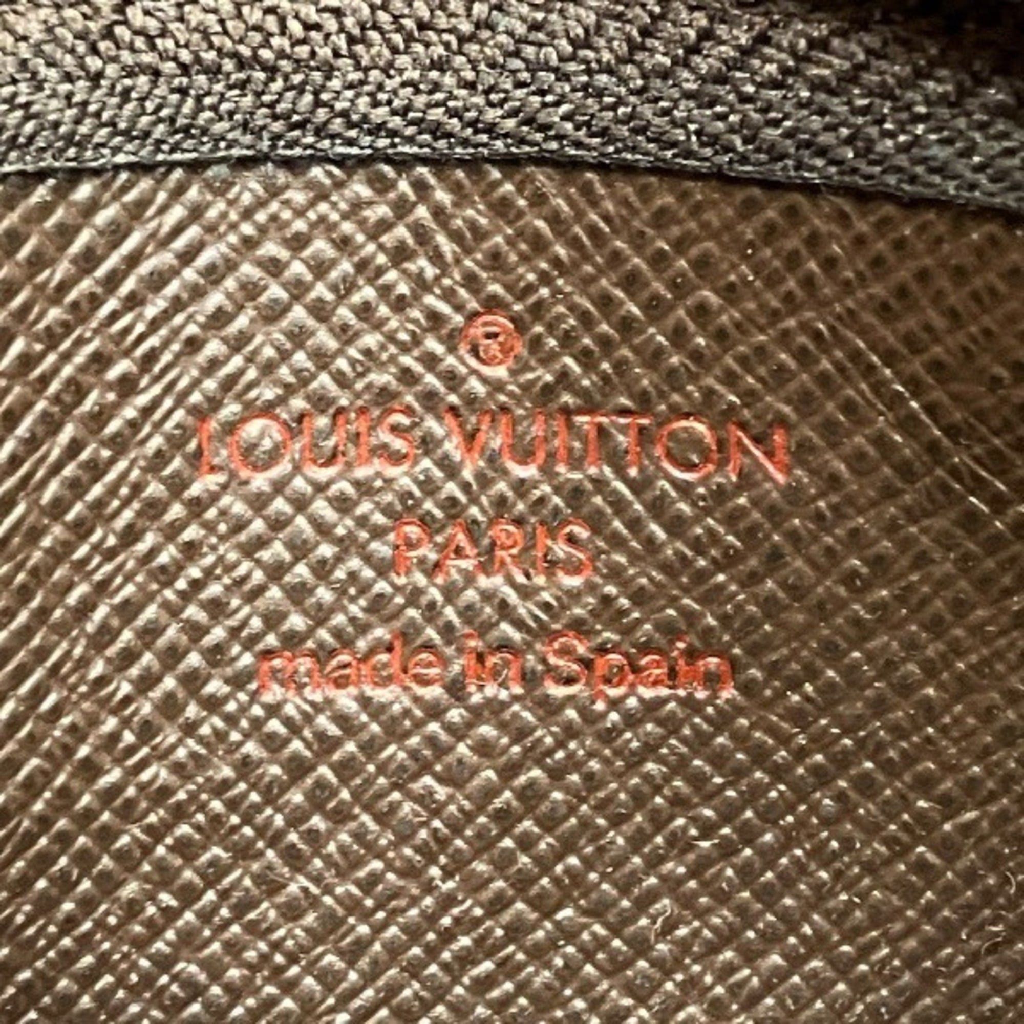 Louis Vuitton Louis Vuitton Damier Pochette Clé N62658 Wallet/Coin Case for Men and Women Size ONE SIZE - 4 Thumbnail