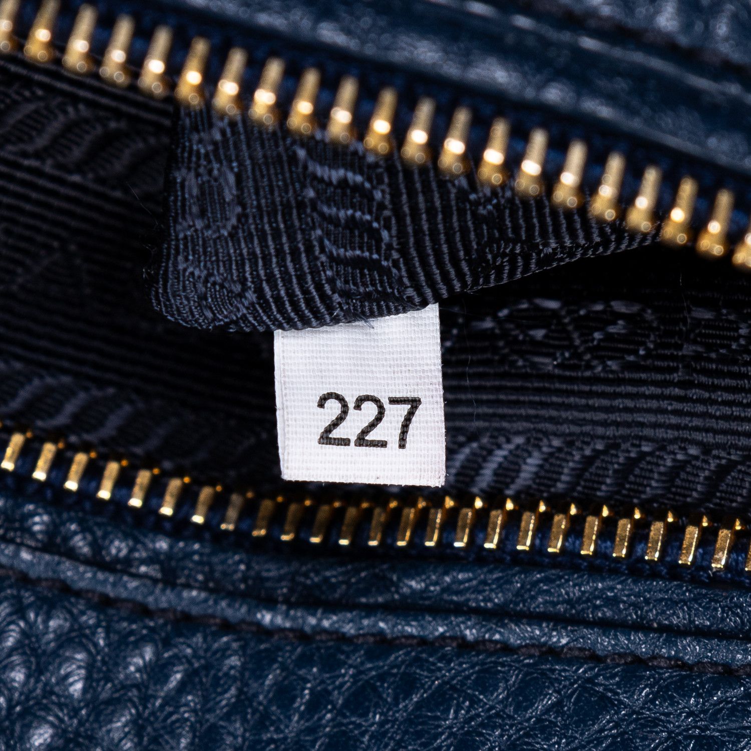 Prada 2-Way Tote Size ONE SIZE - 12 Thumbnail