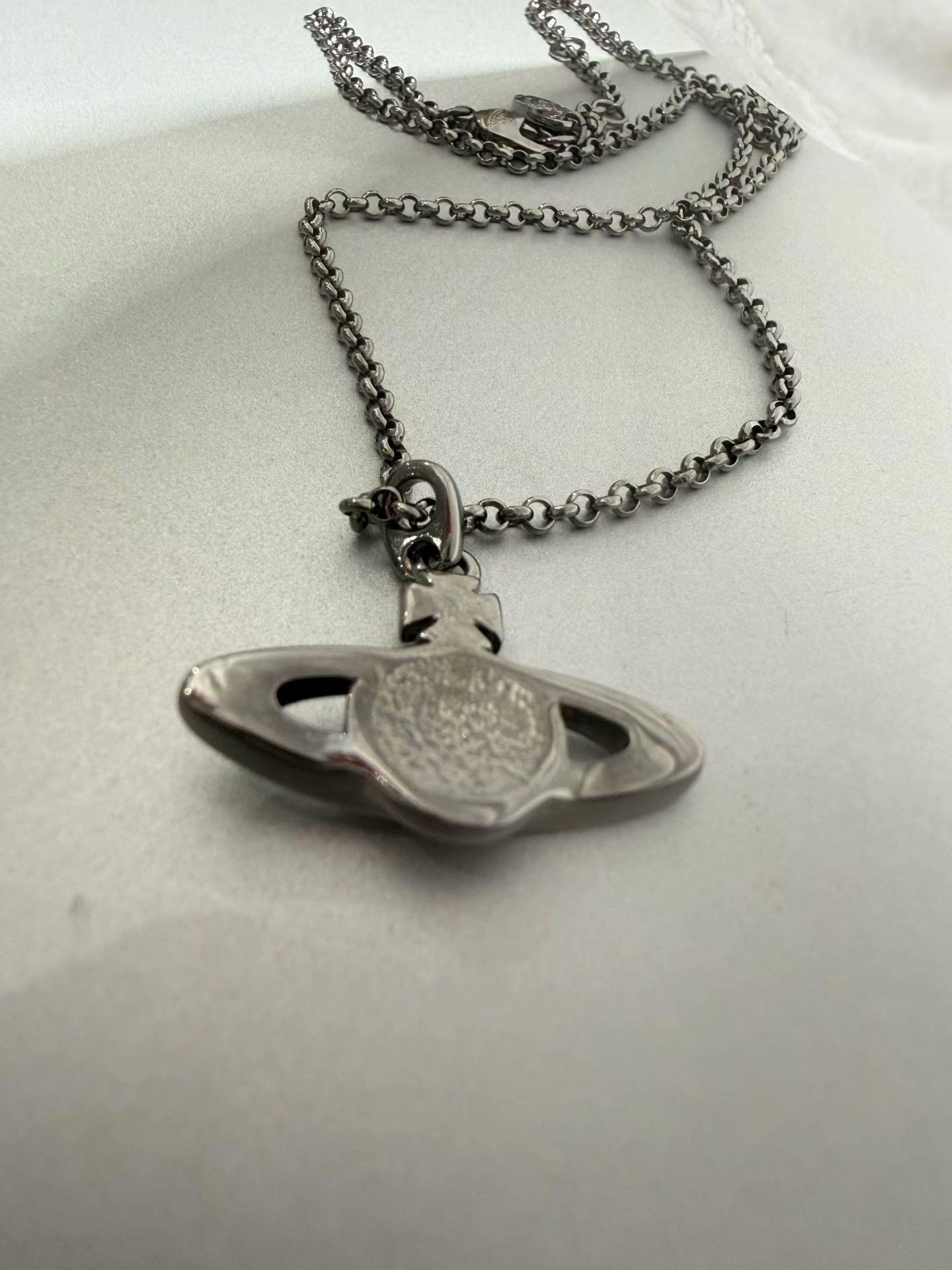 Vivienne Westwood Vivienne Westwood Saturn Necklace Size ONE SIZE - 5 Thumbnail
