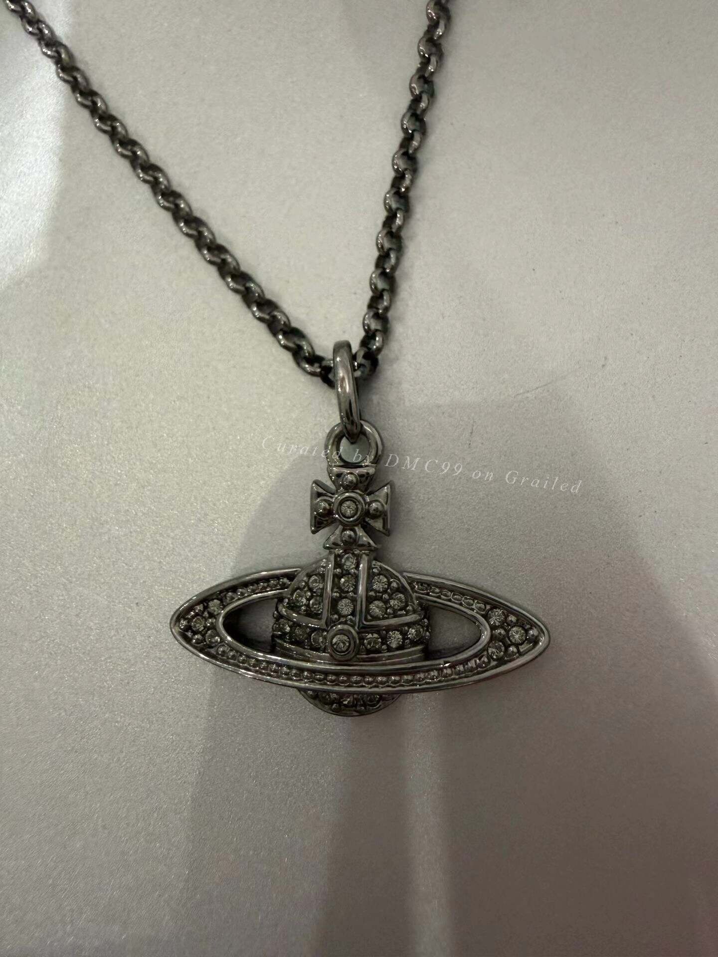 Vivienne Westwood Vivienne Westwood Saturn Necklace Size ONE SIZE - 2 Thumbnail