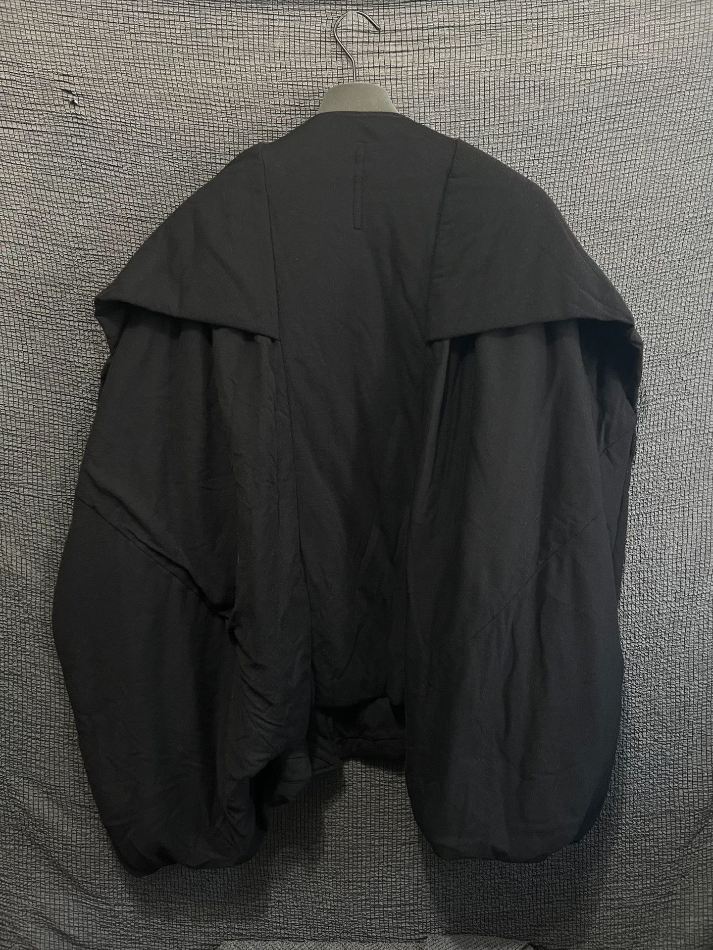 Rick Owens Rick Owens 17FW Runway Wool Sleeveless Cape Size S / US 4 / IT 40 - 5 Thumbnail