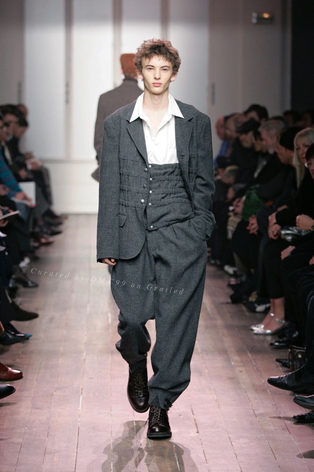 Yohji Yamamoto Yohji Yamamoto 05AW Pleated Silver Buckle Blazer Size US L / EU 52-54 / 3 - 3 Thumbnail