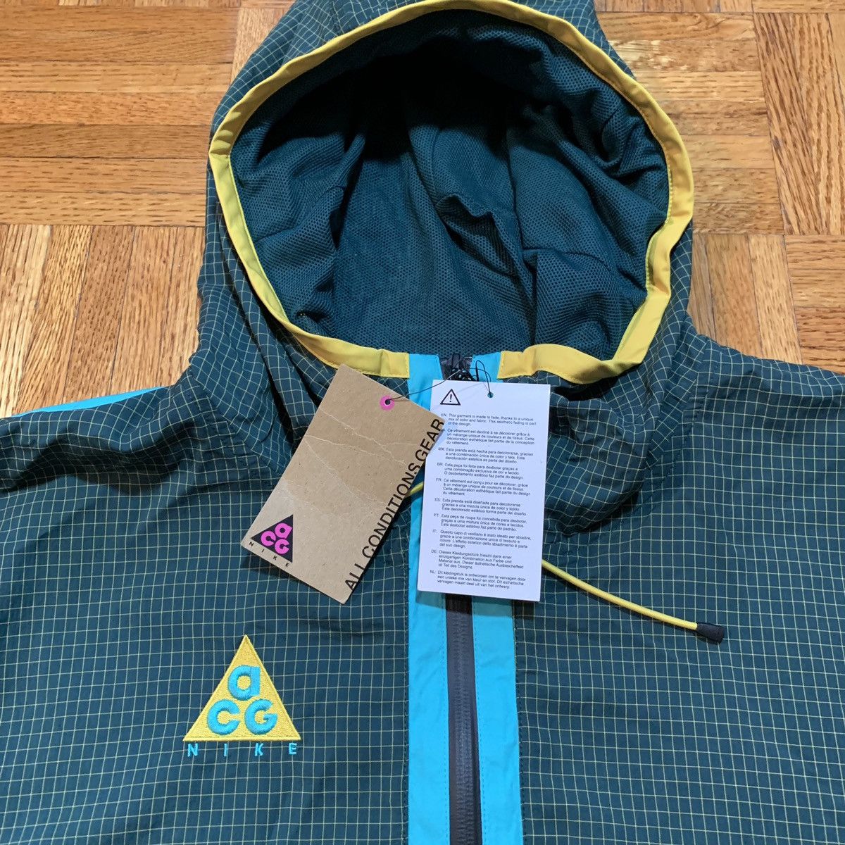 Nike ACG Woven store Hooded Jacket Atomic Teal