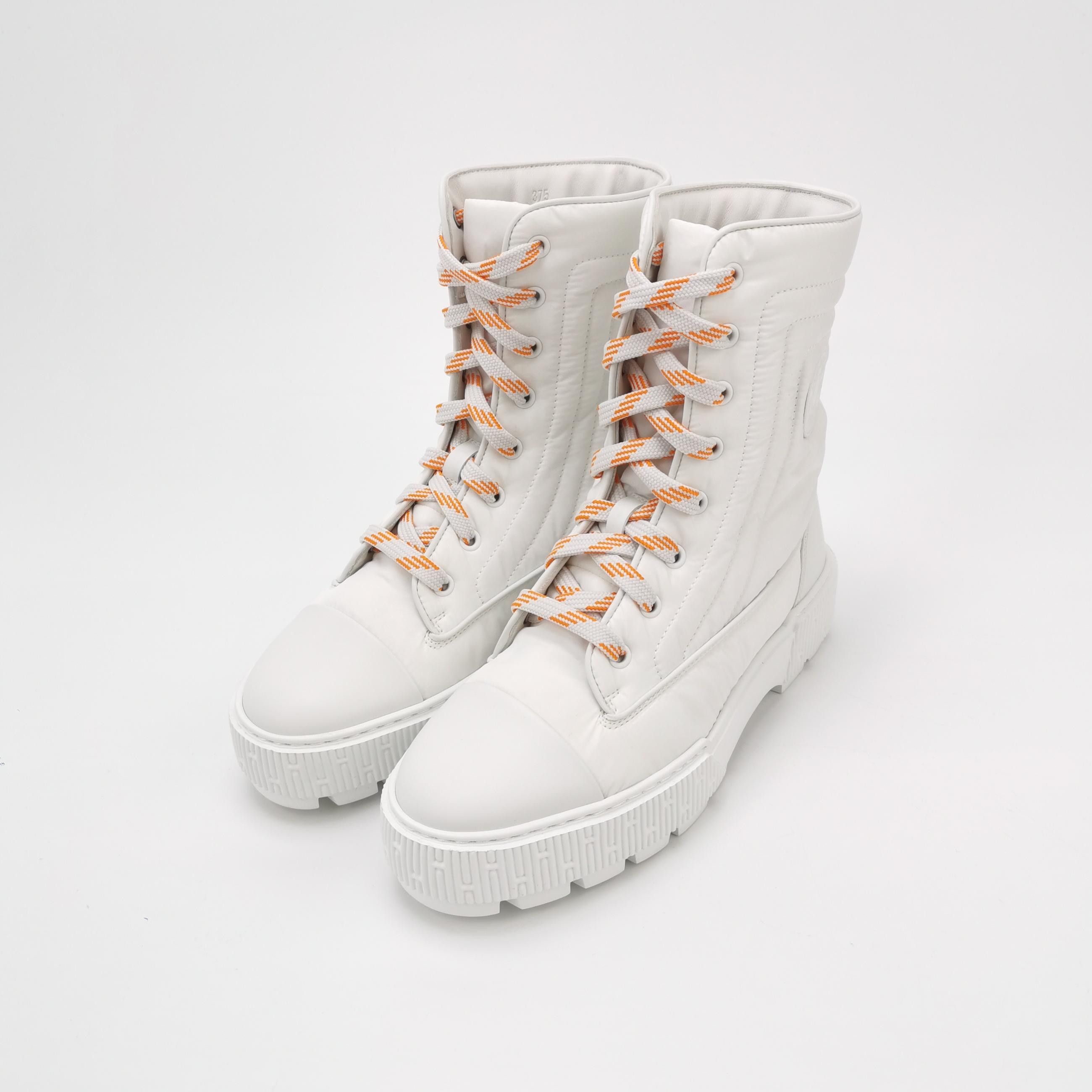 Hermes Hermes Women 7-5 Boots Size US 7.5 / IT 37.5 - 2 Thumbnail