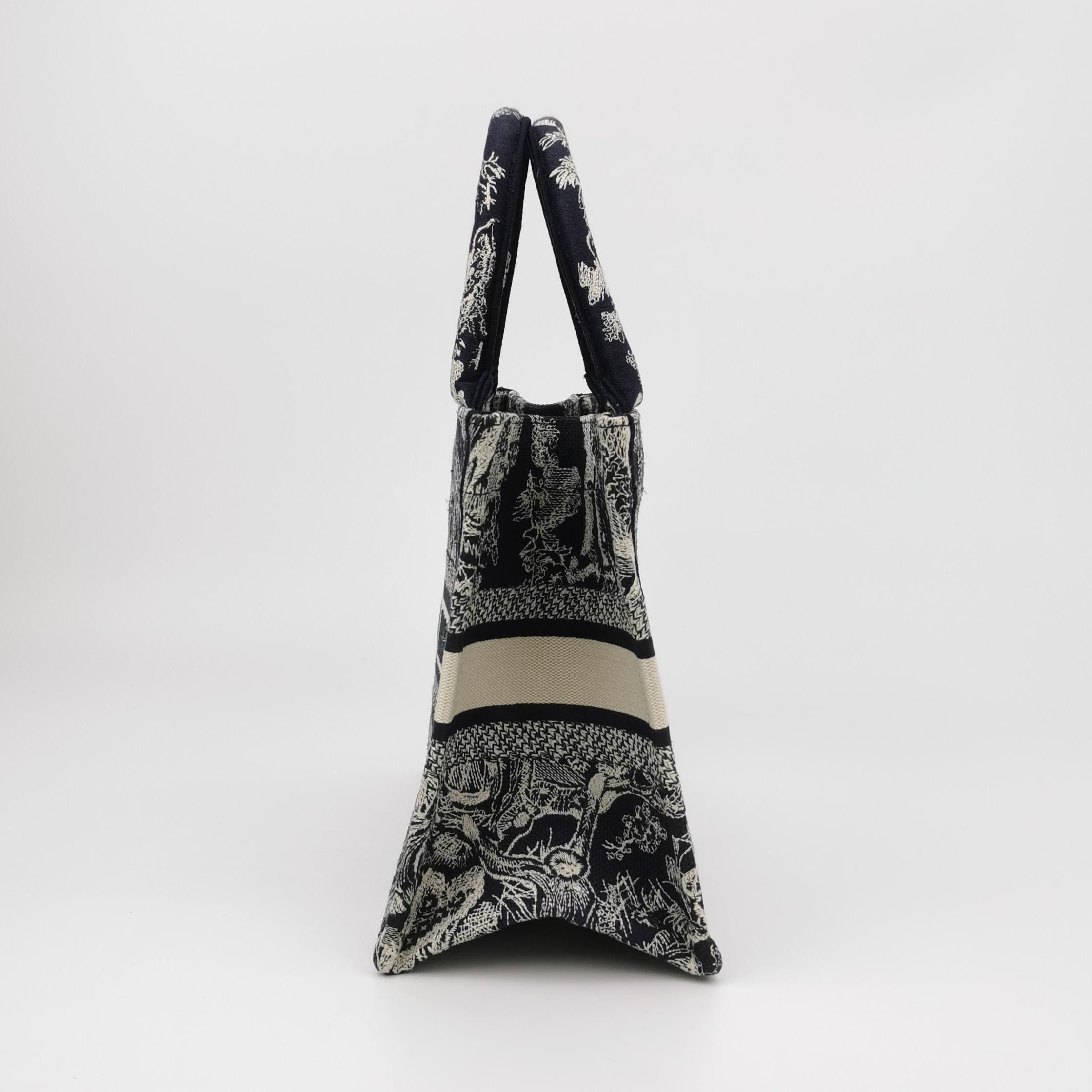 Dior Dior Women os Tote Bags Size ONE SIZE - 3 Thumbnail