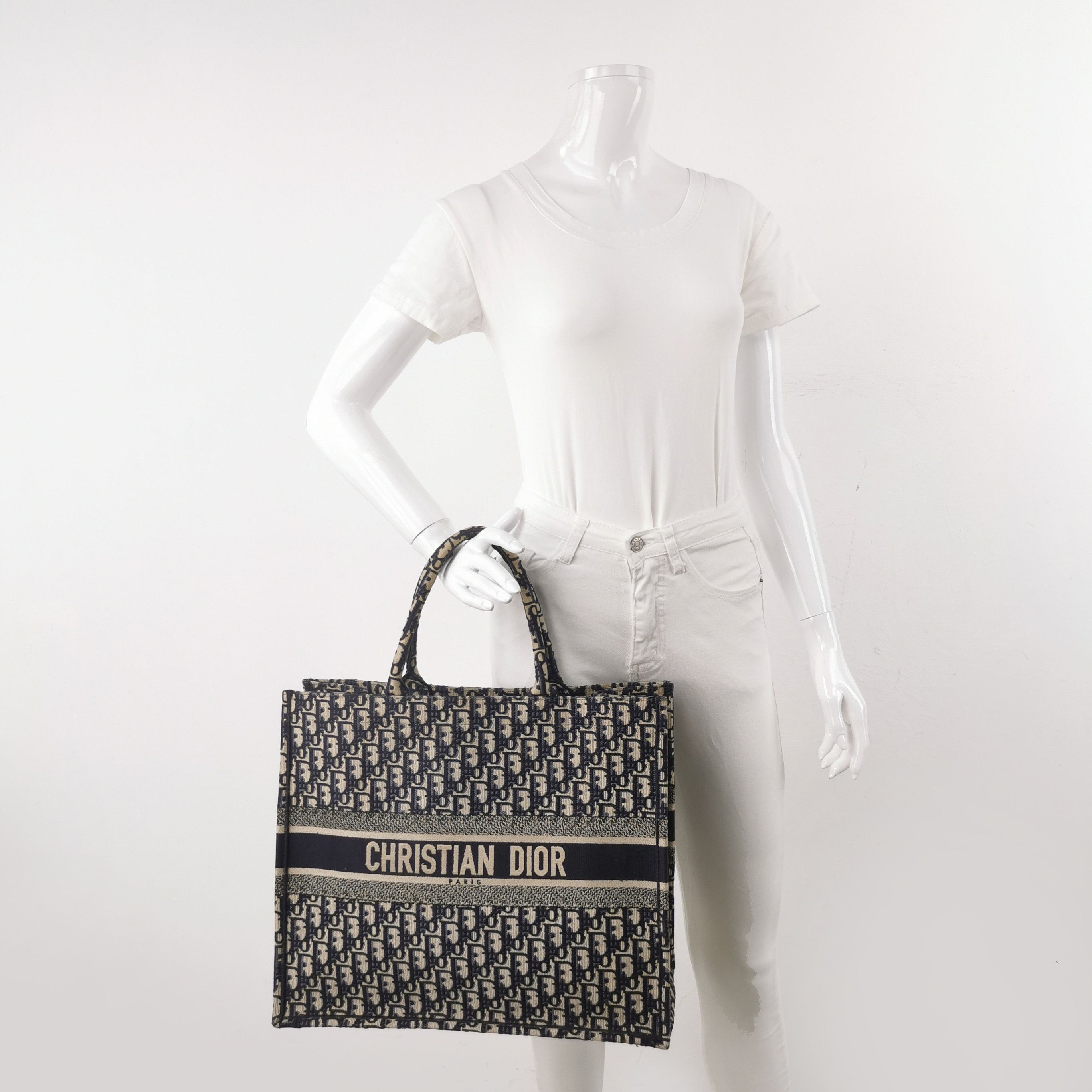 Dior Dior Women os Tote Bags Size ONE SIZE - 2 Thumbnail