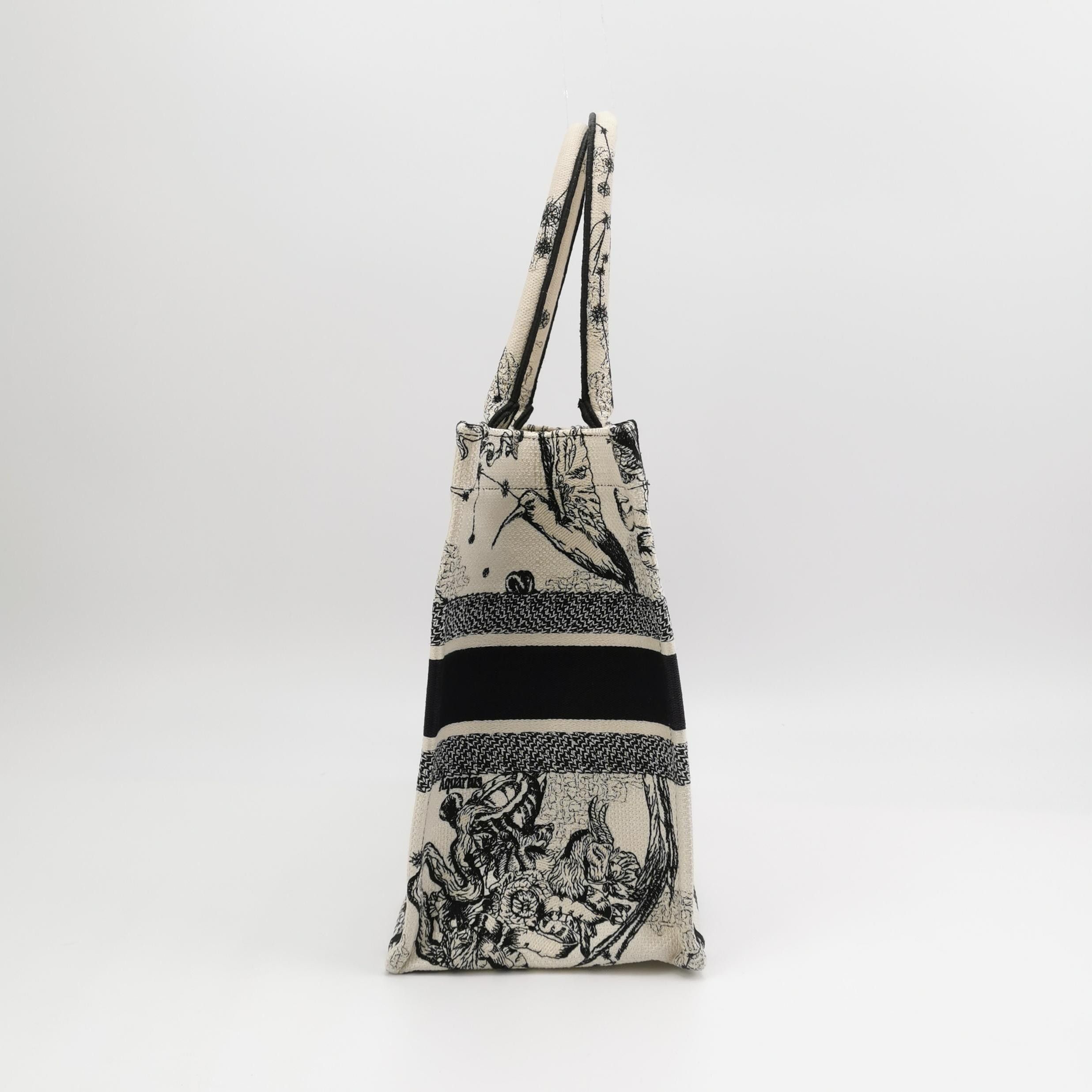 Dior Dior Women os Tote Bags Size ONE SIZE - 4 Thumbnail