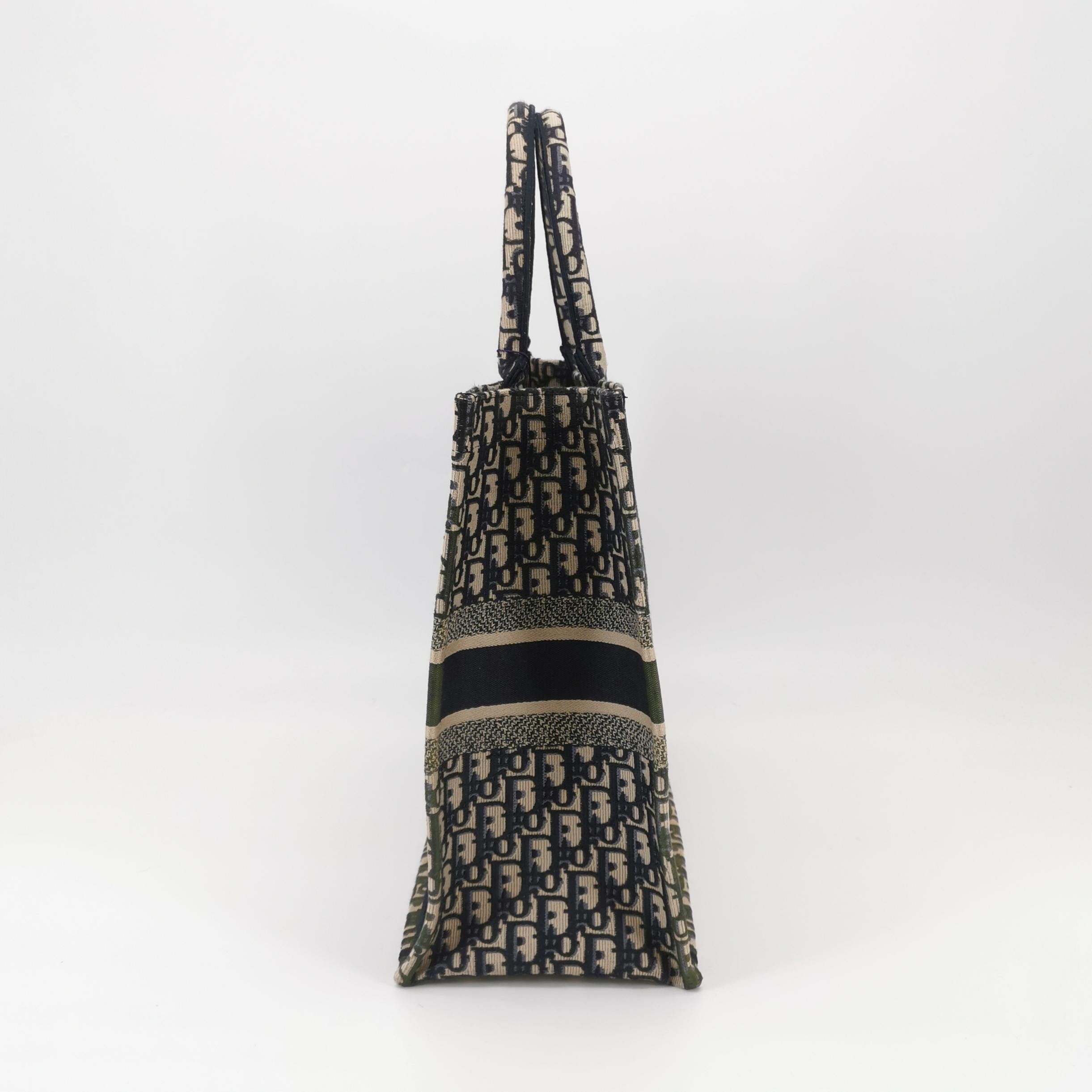 Dior Dior Women os Tote Bags Size ONE SIZE - 3 Thumbnail