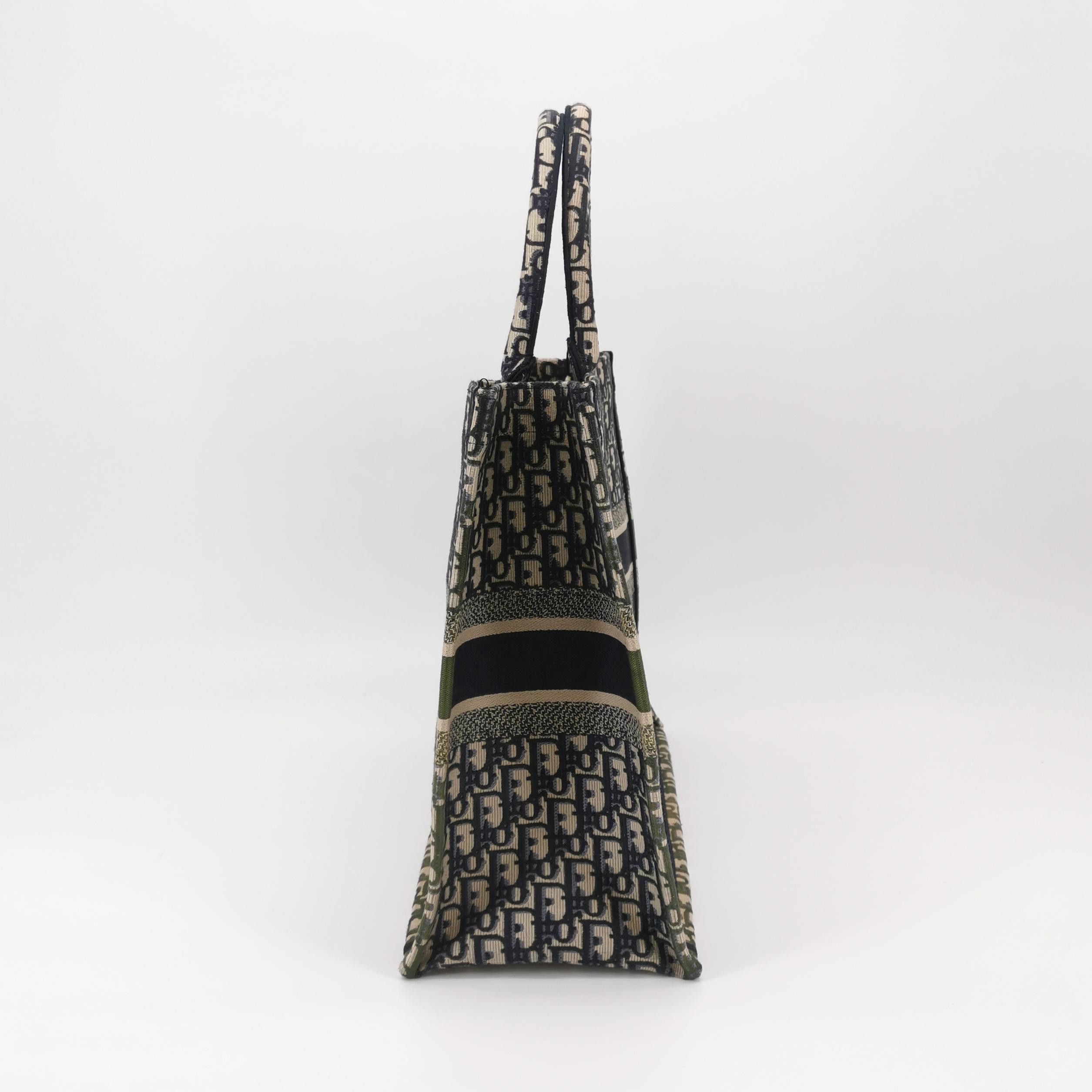 Dior Dior Women os Tote Bags Size ONE SIZE - 4 Thumbnail