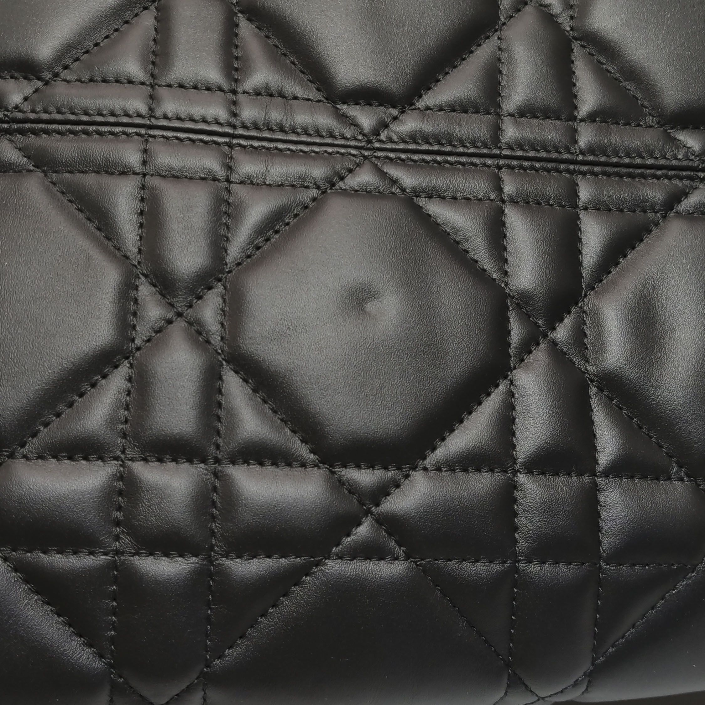 Dior Dior Women os Tote Bags Size ONE SIZE - 22 Thumbnail