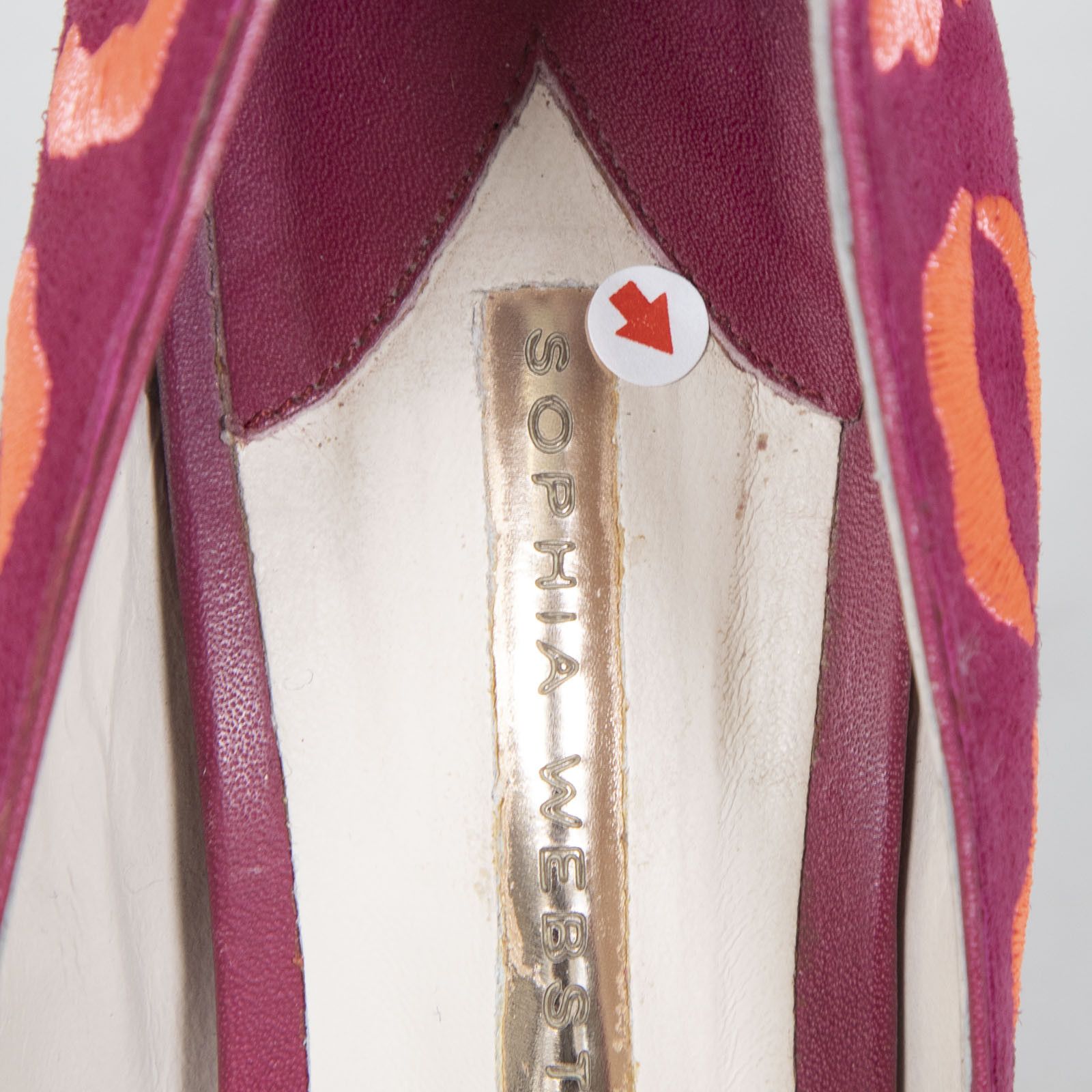Sophia Webster Pink Suede Embroidered Lips Pumps Size US 8 / IT 38 - 8 Thumbnail