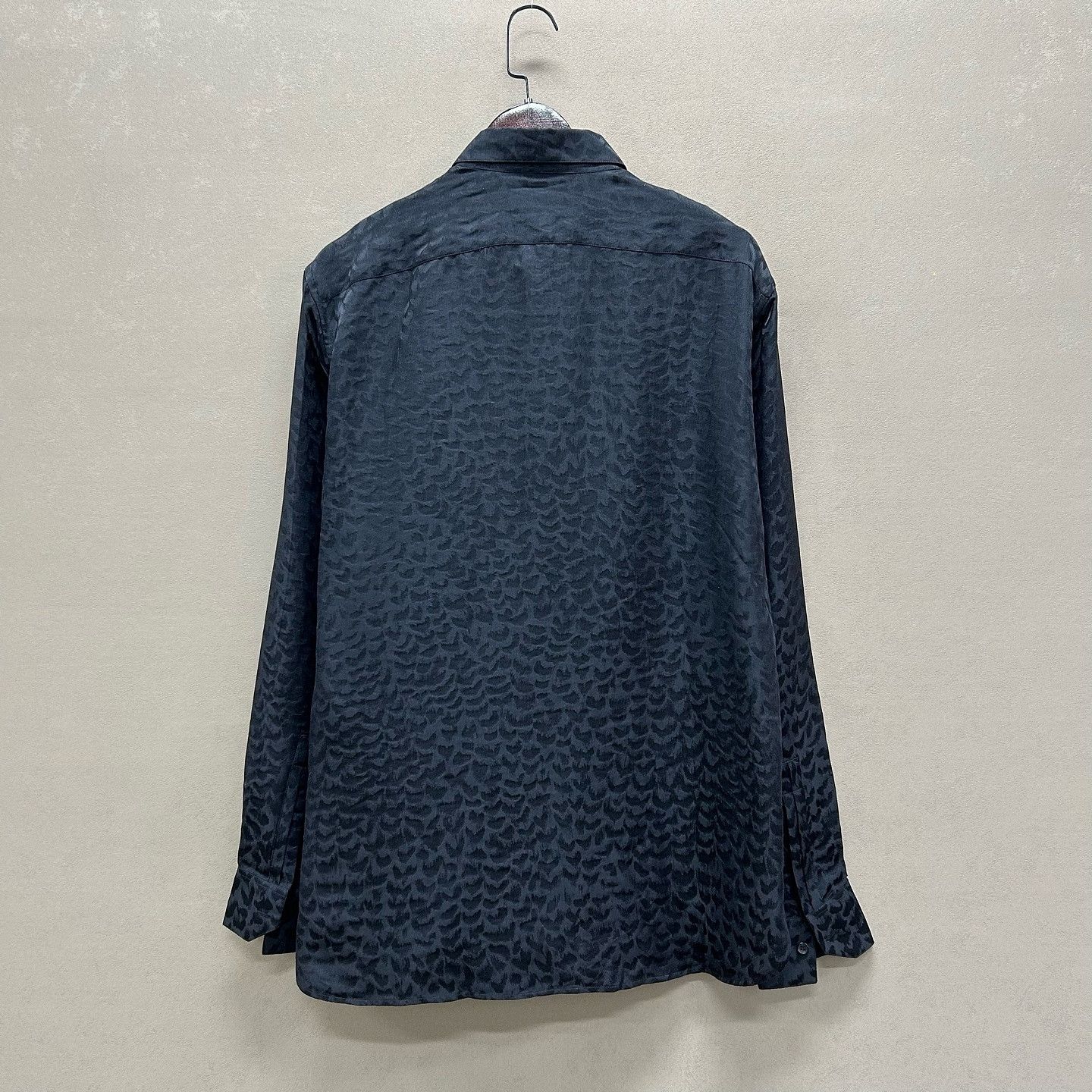 Saint Laurent Paris Saint Laurent Silk Jacquard Button Up Shirt Size M Size US XXS / EU 40 - 2 Thumbnail