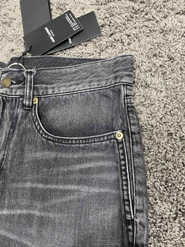 Saint Laurent Paris Saint Laurent Frayed Hem Denim Shorts Size 29 Size US 29 - 6 Thumbnail
