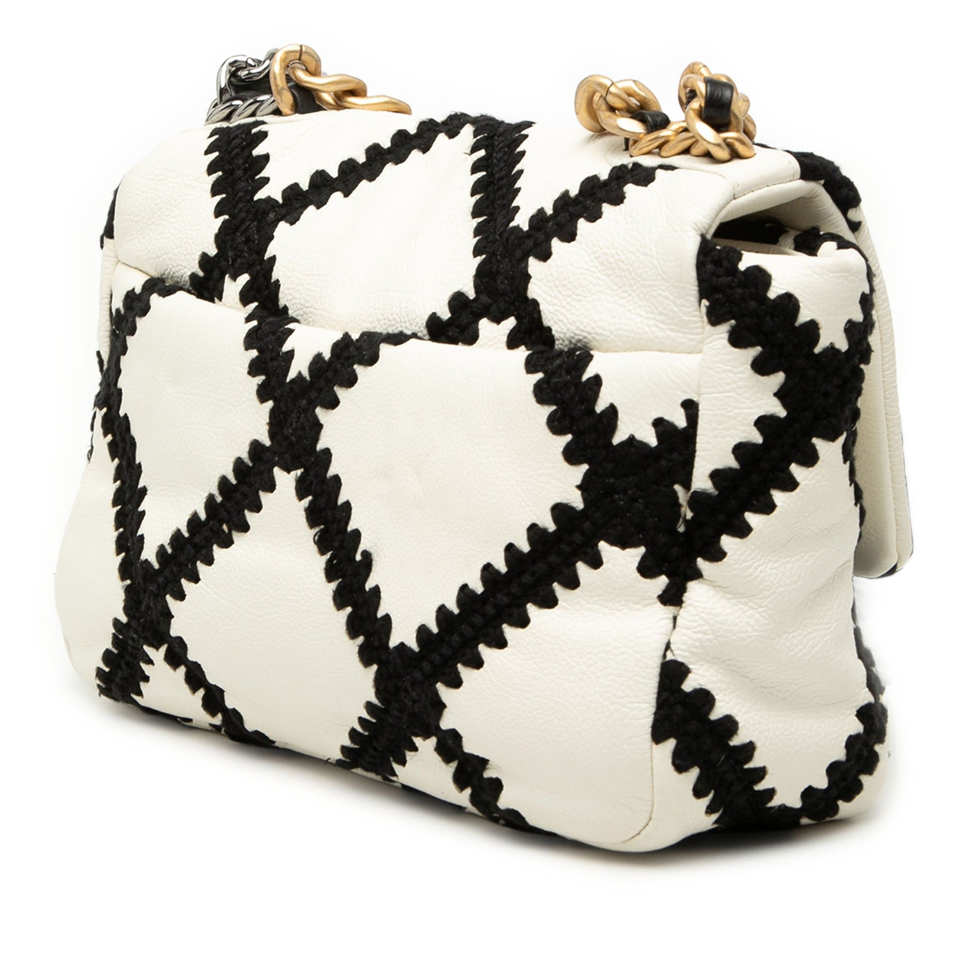 Chanel Medium Crochet Calfskin 19 Flap Size ONE SIZE - 2 Thumbnail
