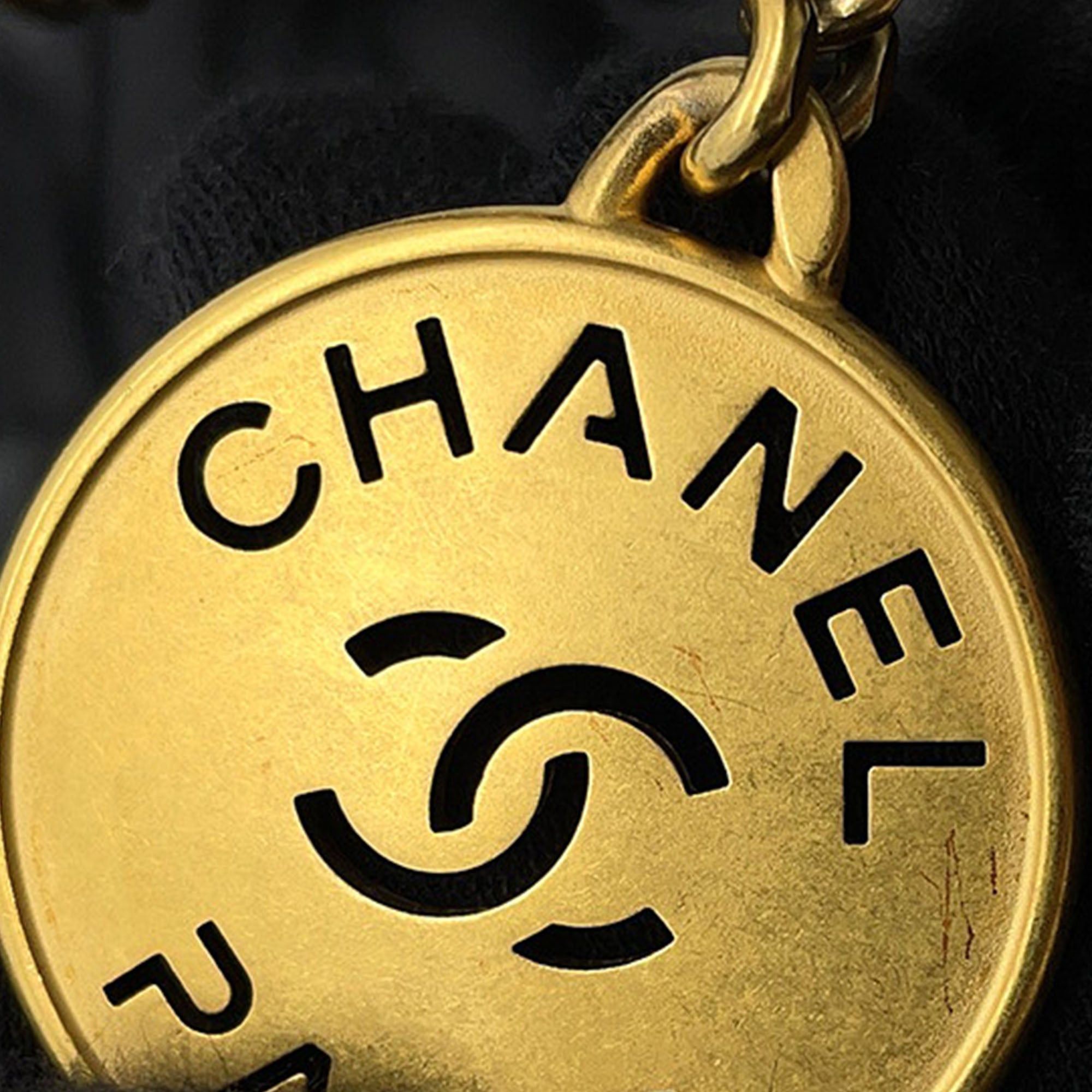 Chanel Mini Shiny Calfskin 22 Handbag Size ONE SIZE - 9 Thumbnail