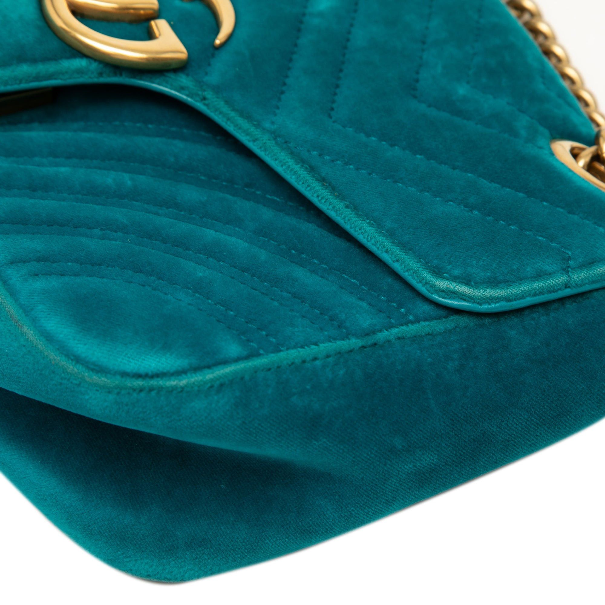 Gucci Medium GG Marmont Matelasse Velvet Shoulder Bag Size ONE SIZE - 8 Thumbnail