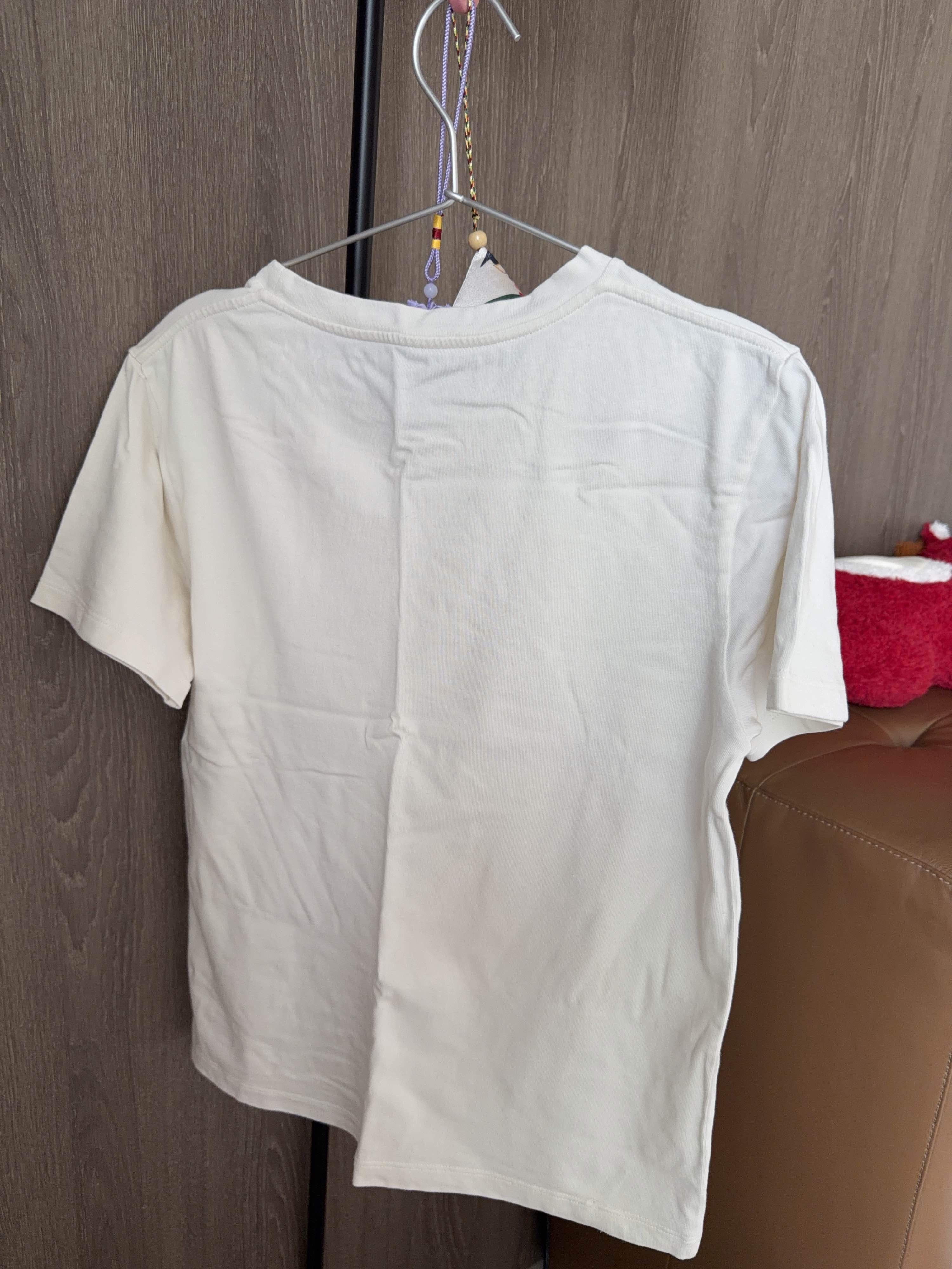 Saint Laurent Paris Saint Laurent Logo Patch T-Shirt Size M Size M / US 6-8 / IT 42-44 - 2 Thumbnail