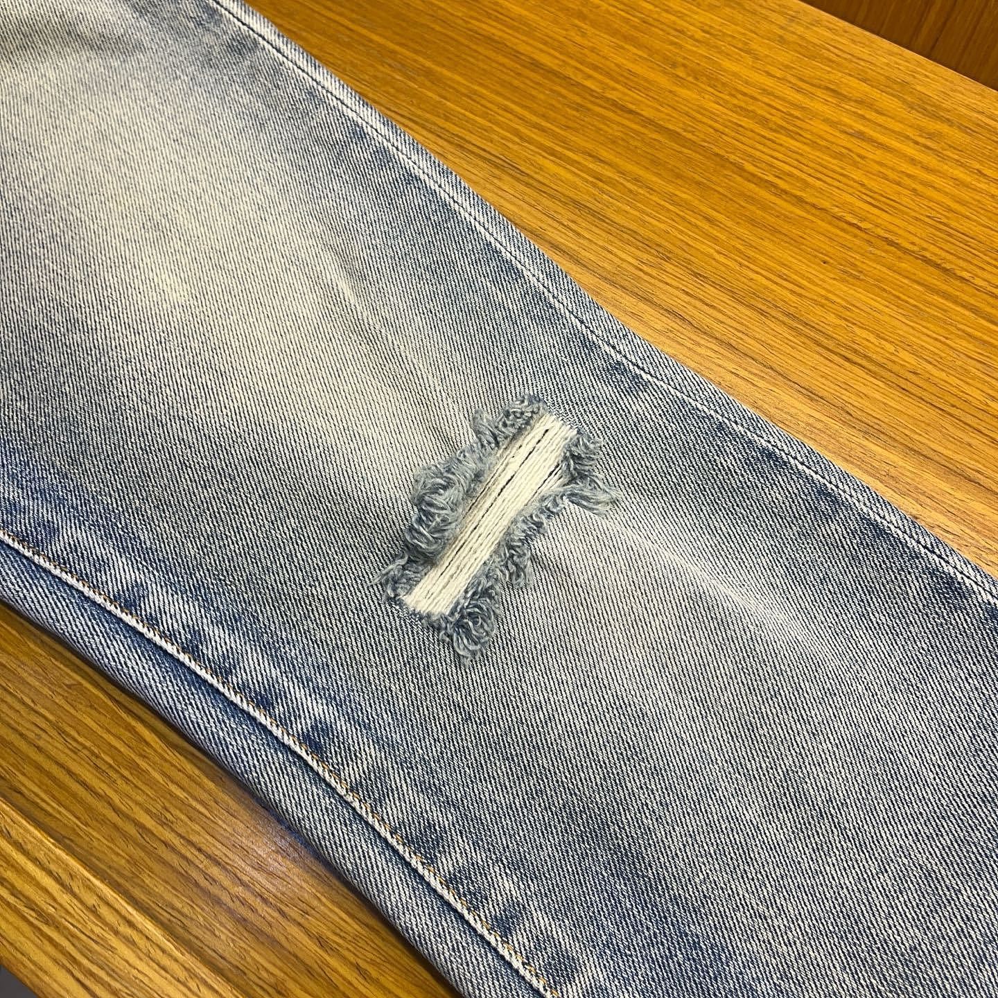 Saint Laurent Paris Saint Laurent Distressed Denim Jeans Size 28 Size US 28 / EU 44 - 8 Thumbnail