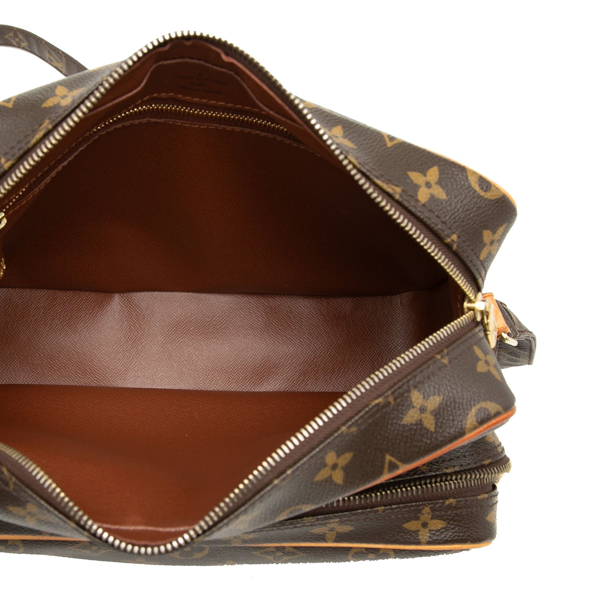 Louis Vuitton Monogram Nil Crossbody Size ONE SIZE - 4 Thumbnail