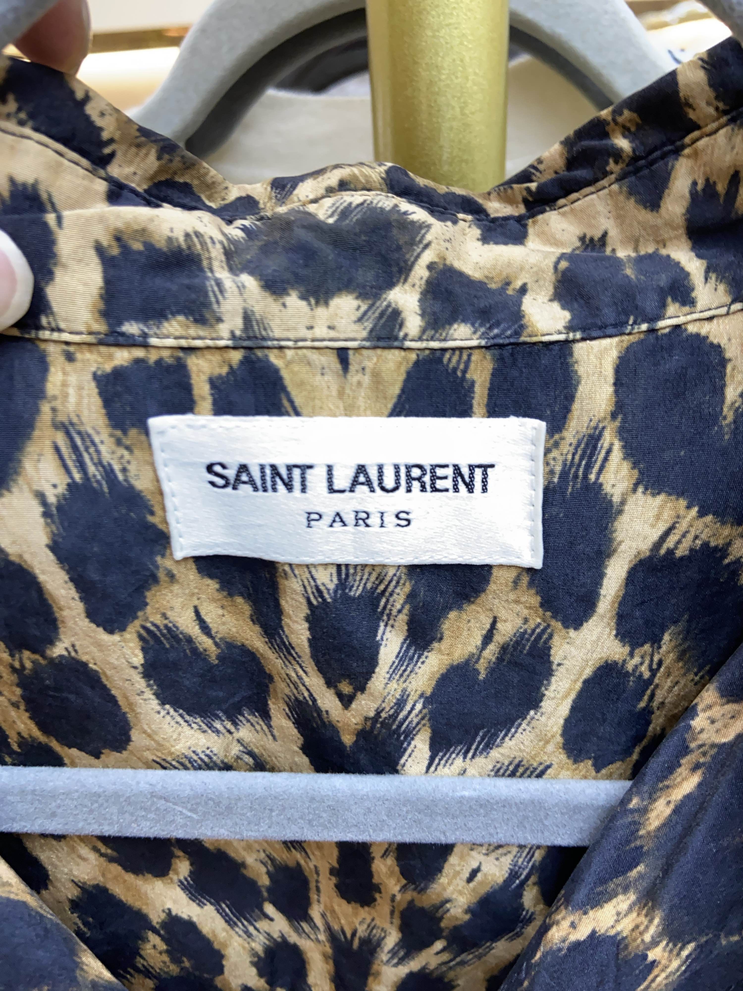 Saint Laurent Paris Saint Laurent Leopard Print Silk Shirt Size M Size US M / EU 48-50 / 2 - 3 Thumbnail