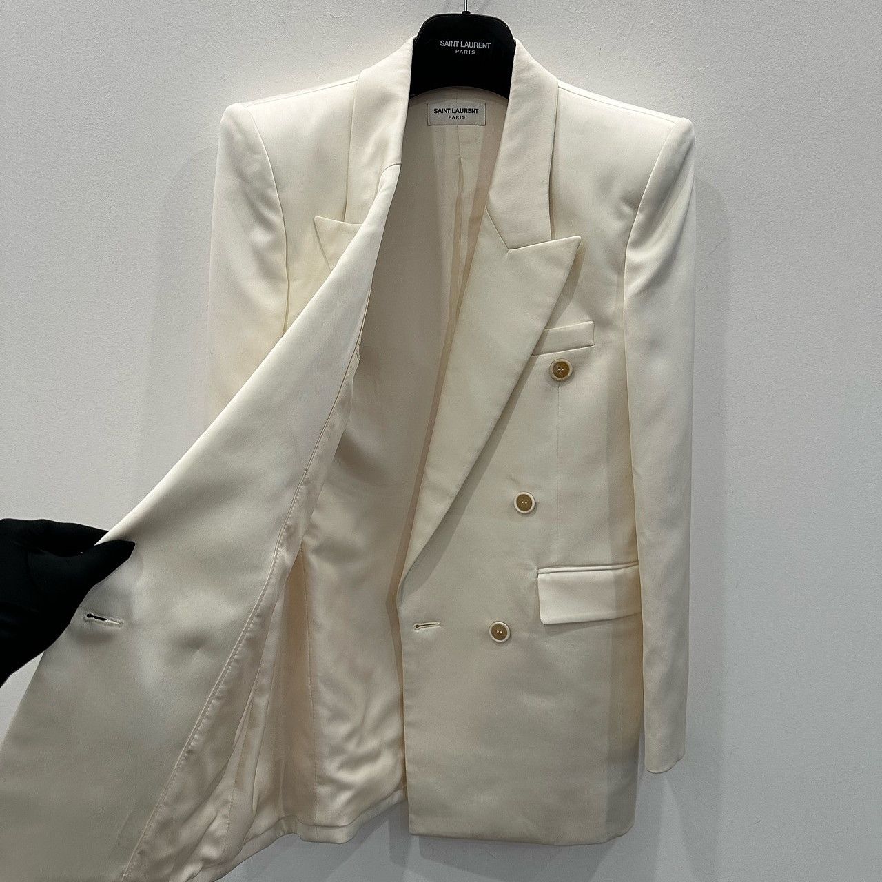 Saint Laurent Paris Saint Laurent Silk Double Breasted Blazer Size 38 Size S / US 4 / IT 40 - 8 Thumbnail