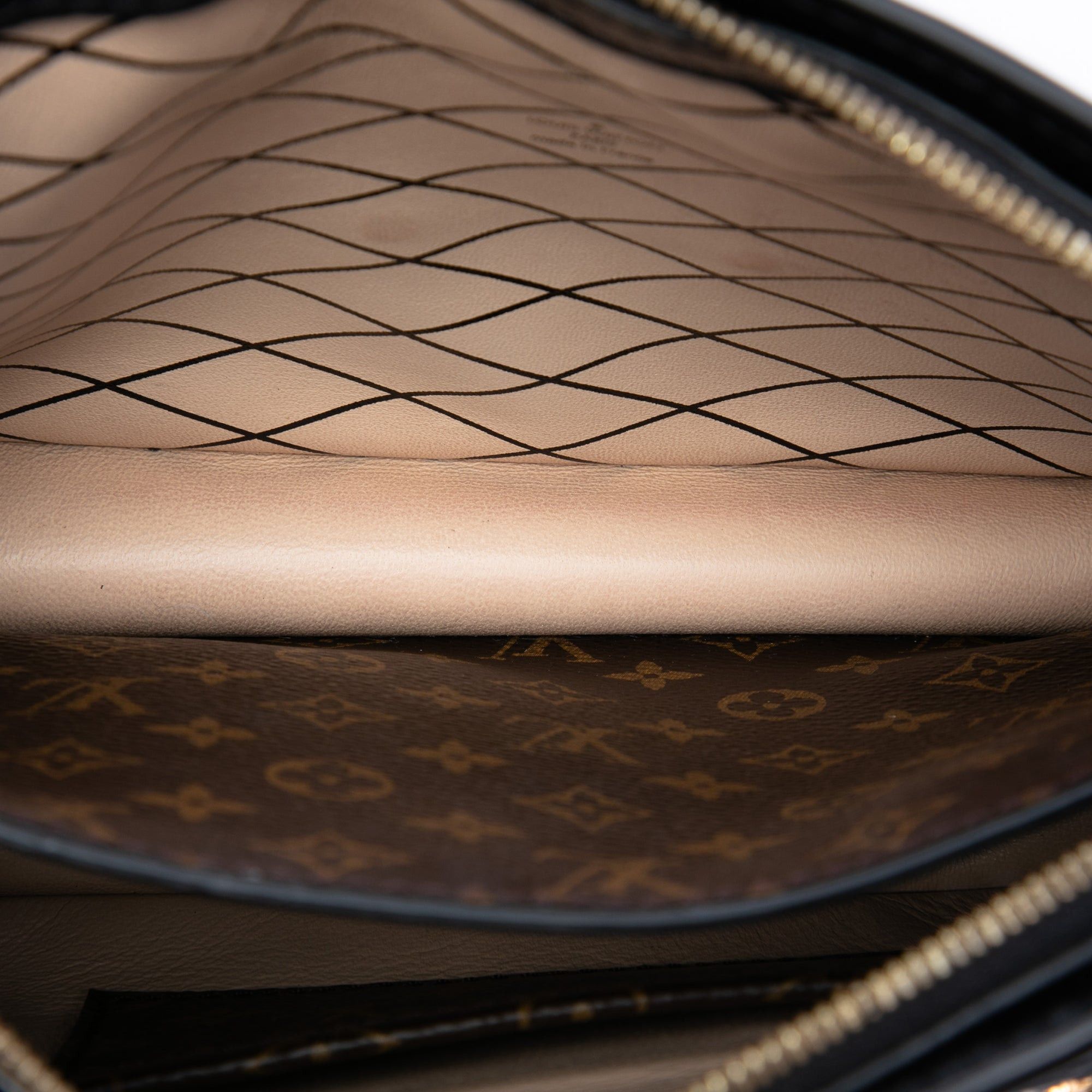 Louis Vuitton Monogram Reverse Trunk Clutch Size ONE SIZE - 4 Thumbnail