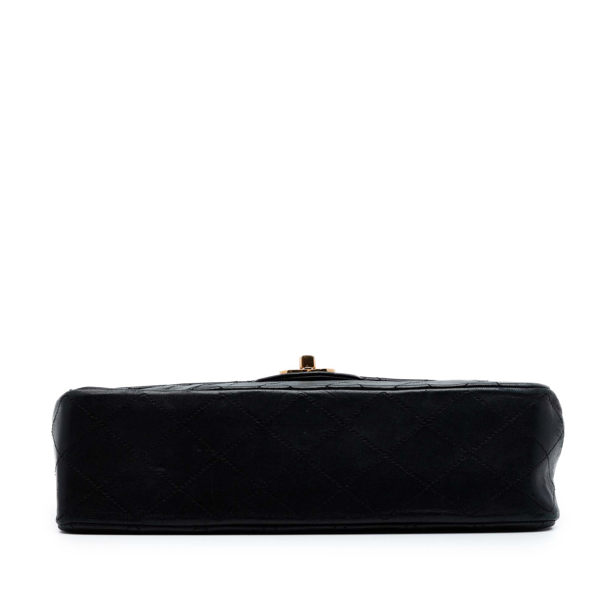 Chanel Medium Classic Lambskin Double Flap Size ONE SIZE - 3 Thumbnail