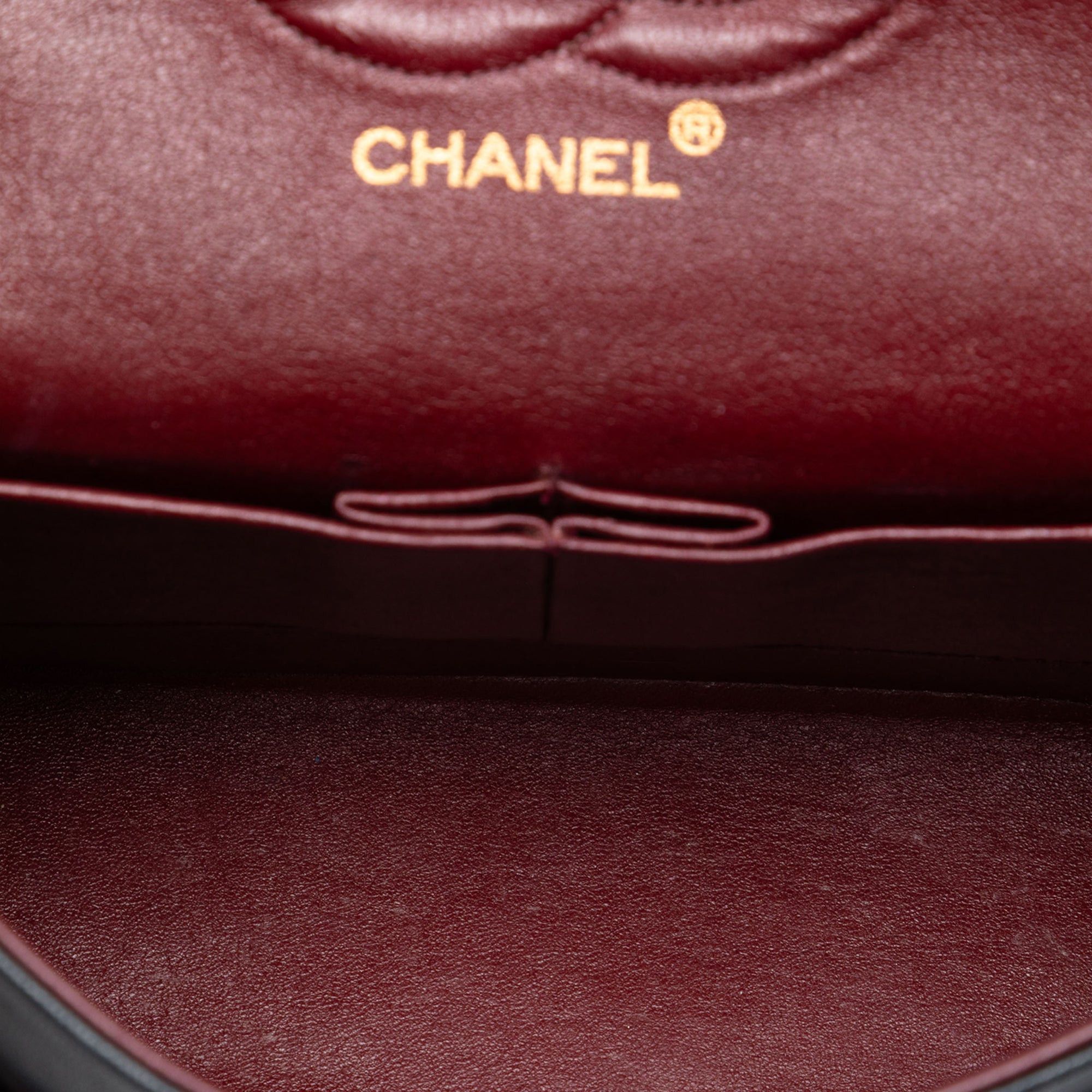 Chanel Medium Classic Lambskin Double Flap Size ONE SIZE - 4 Thumbnail