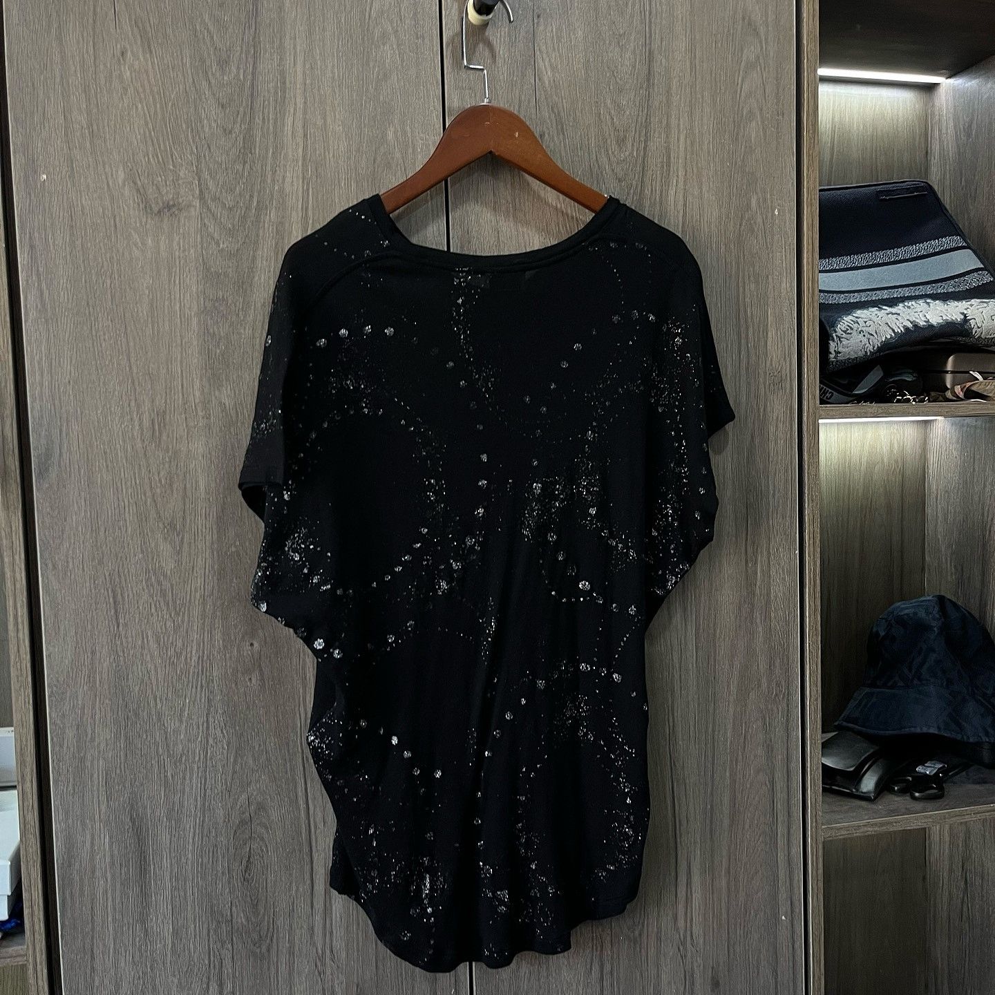 Saint Laurent Paris Saint Laurent Glitter Short Sleeve T-Shirt US M Size US M / EU 48-50 / 2 - 7 Thumbnail