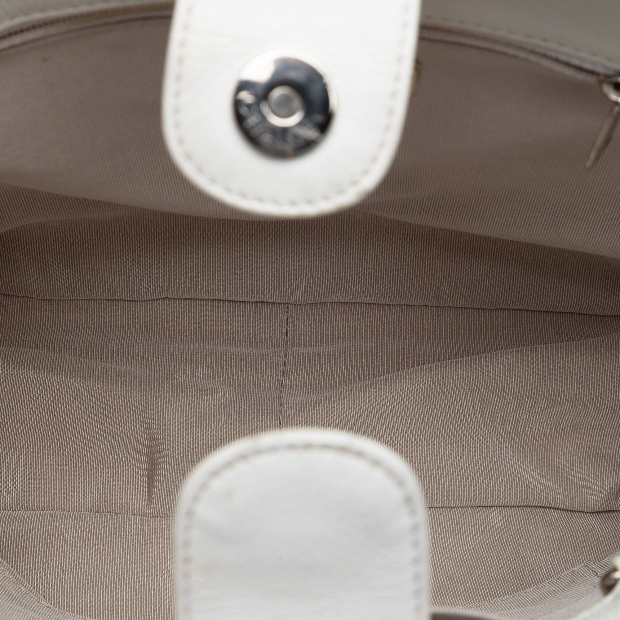 Chanel Caviar Petite Shopping Tote Size ONE SIZE - 4 Thumbnail