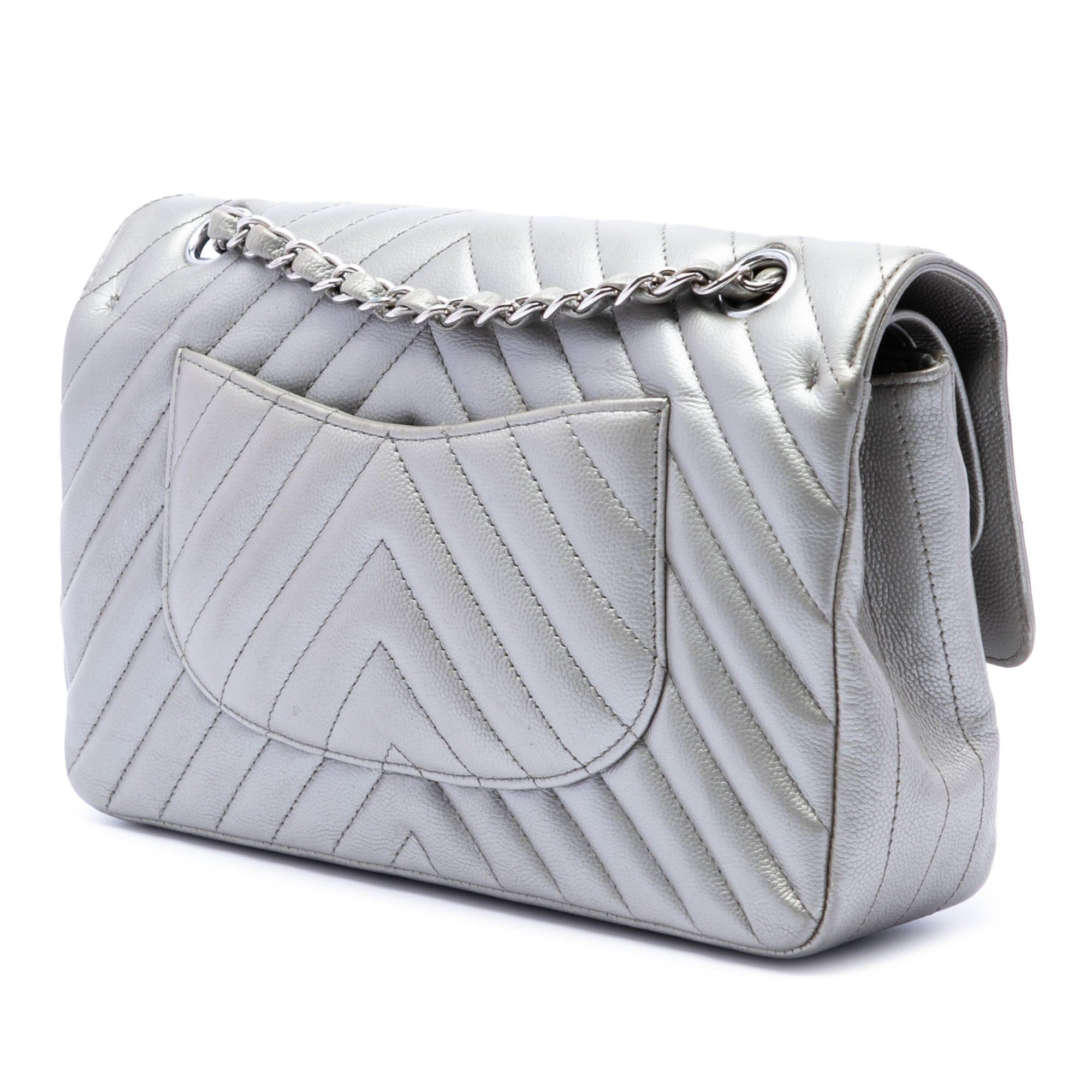 Chanel Medium Classic Chevron Metallic Caviar Double Flap Size ONE SIZE - 2 Thumbnail