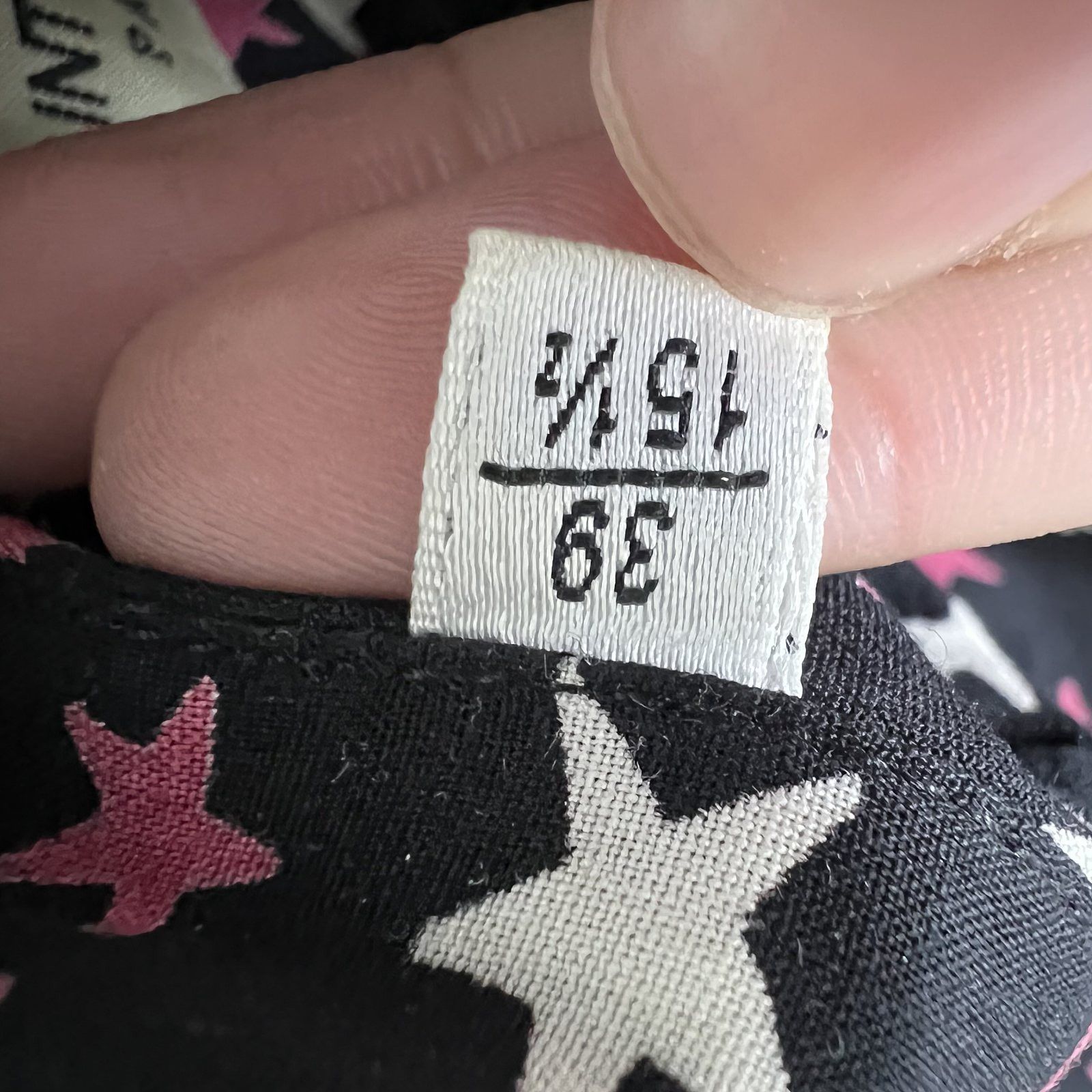 Saint Laurent Paris Saint Laurent Star Print Shirt Size 39 Size US M / EU 48-50 / 2 - 5 Thumbnail