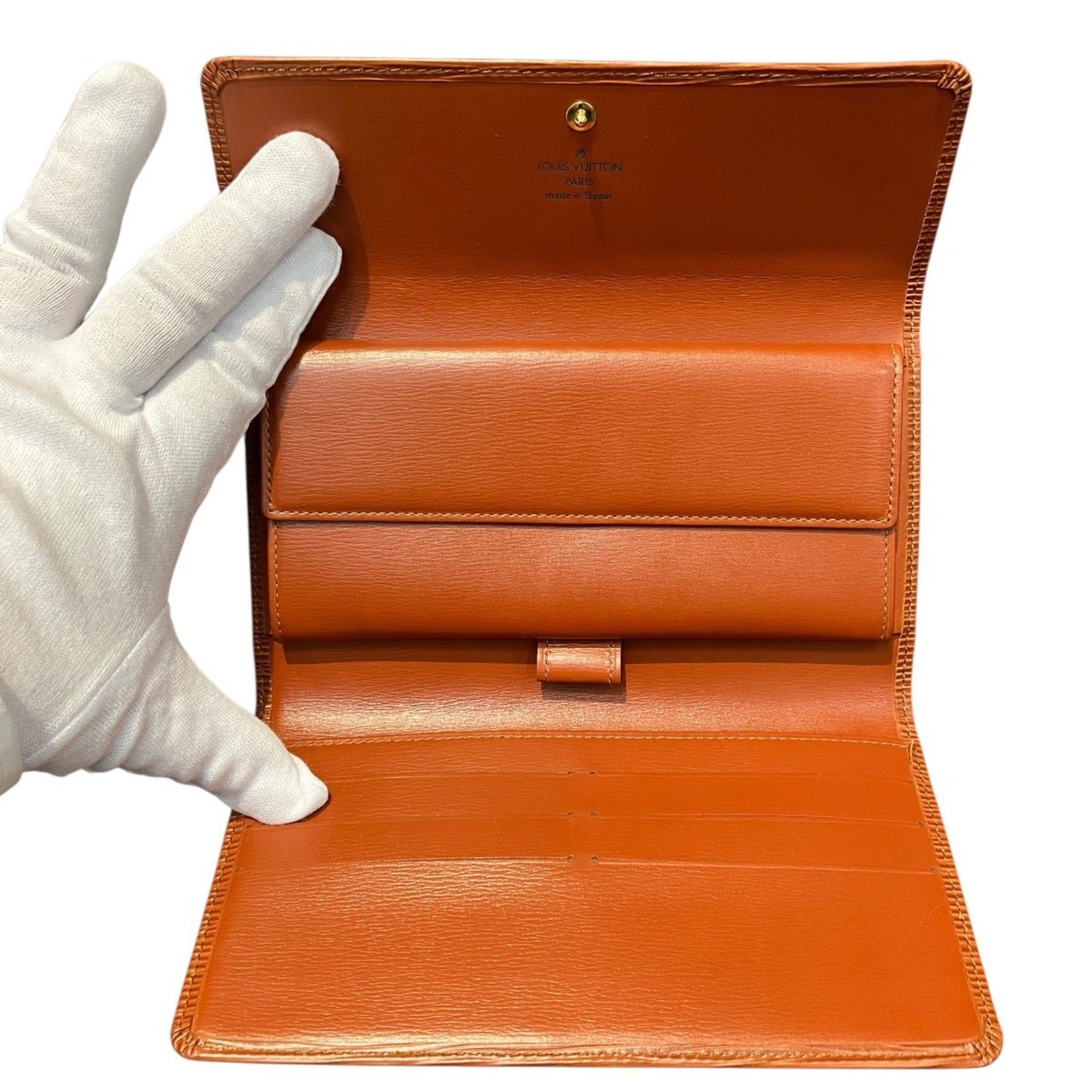 Louis Vuitton Louis Vuitton Pochette Porte Monnaie Carte Credit Long Wallet, Epi Leather, M63573 Size ONE SIZE - 3 Thumbnail