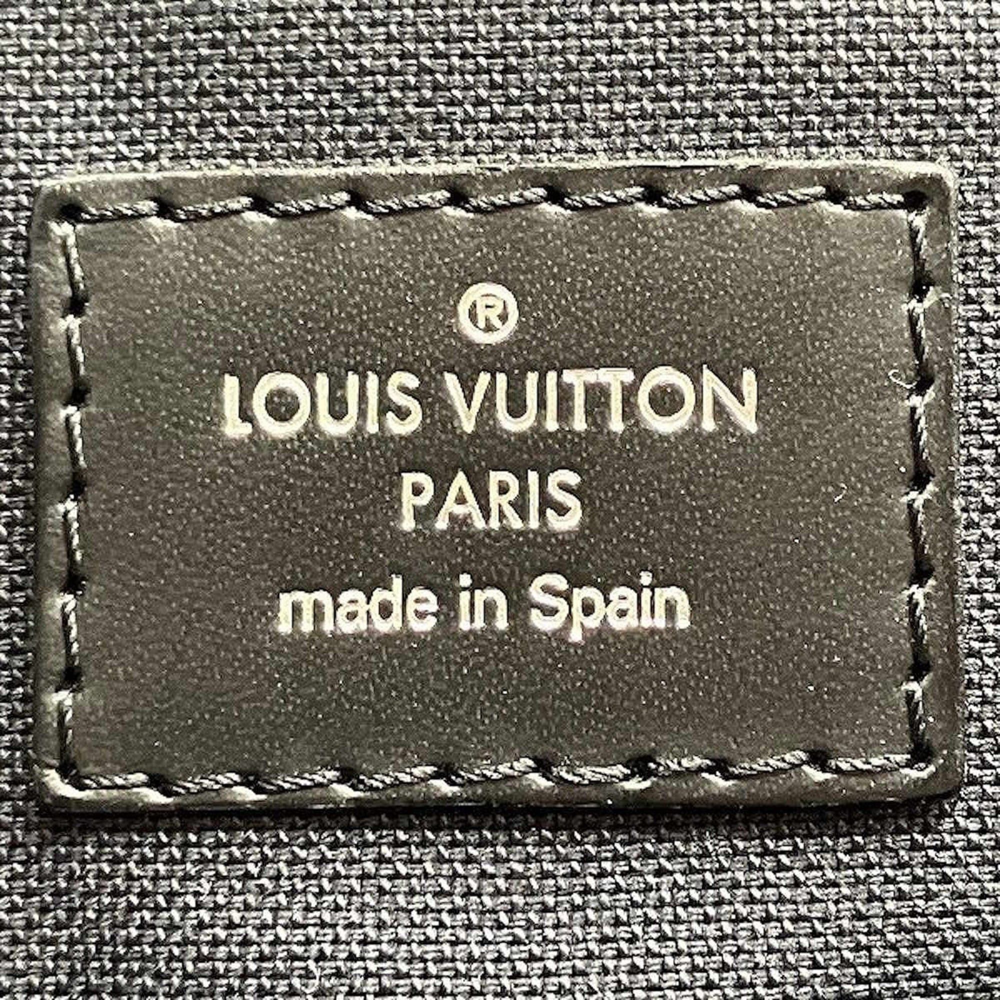 Louis Vuitton Louis Vuitton District MM Shoulder Bag, Damier Graphite Leather, N41272 Size ONE SIZE - 4 Thumbnail