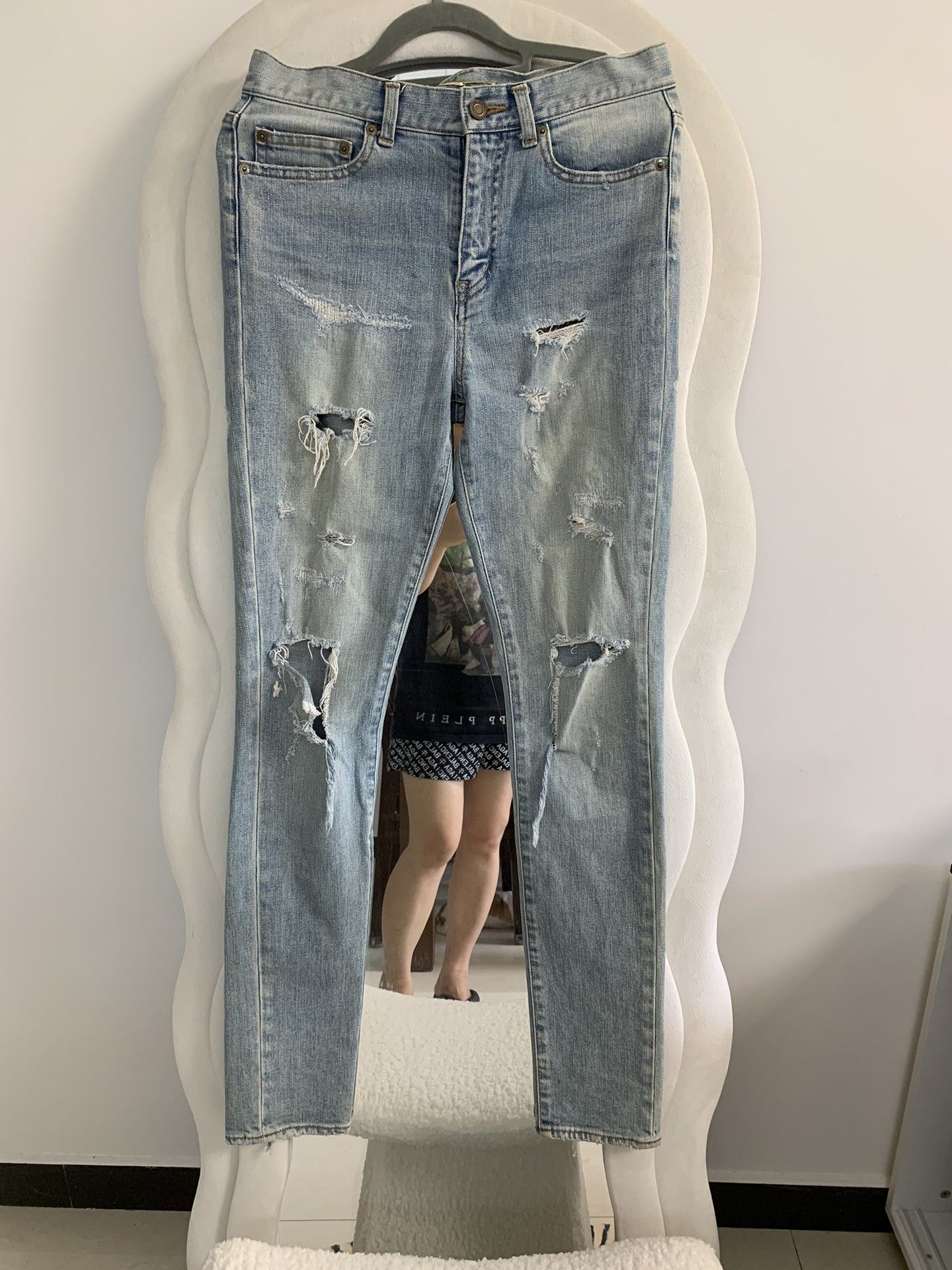 Saint Laurent Paris Saint Laurent Distressed Blue Denim Jeans Size 28 Size US 28 / EU 44 - 5 Thumbnail