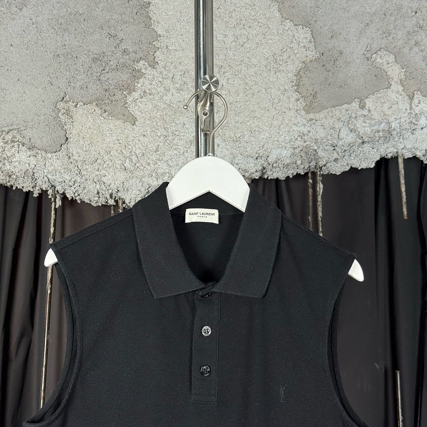 Saint Laurent Paris Saint Laurent YSL Logo Sleeveless Polo Size S Size US S / EU 44-46 / 1 - 5 Thumbnail
