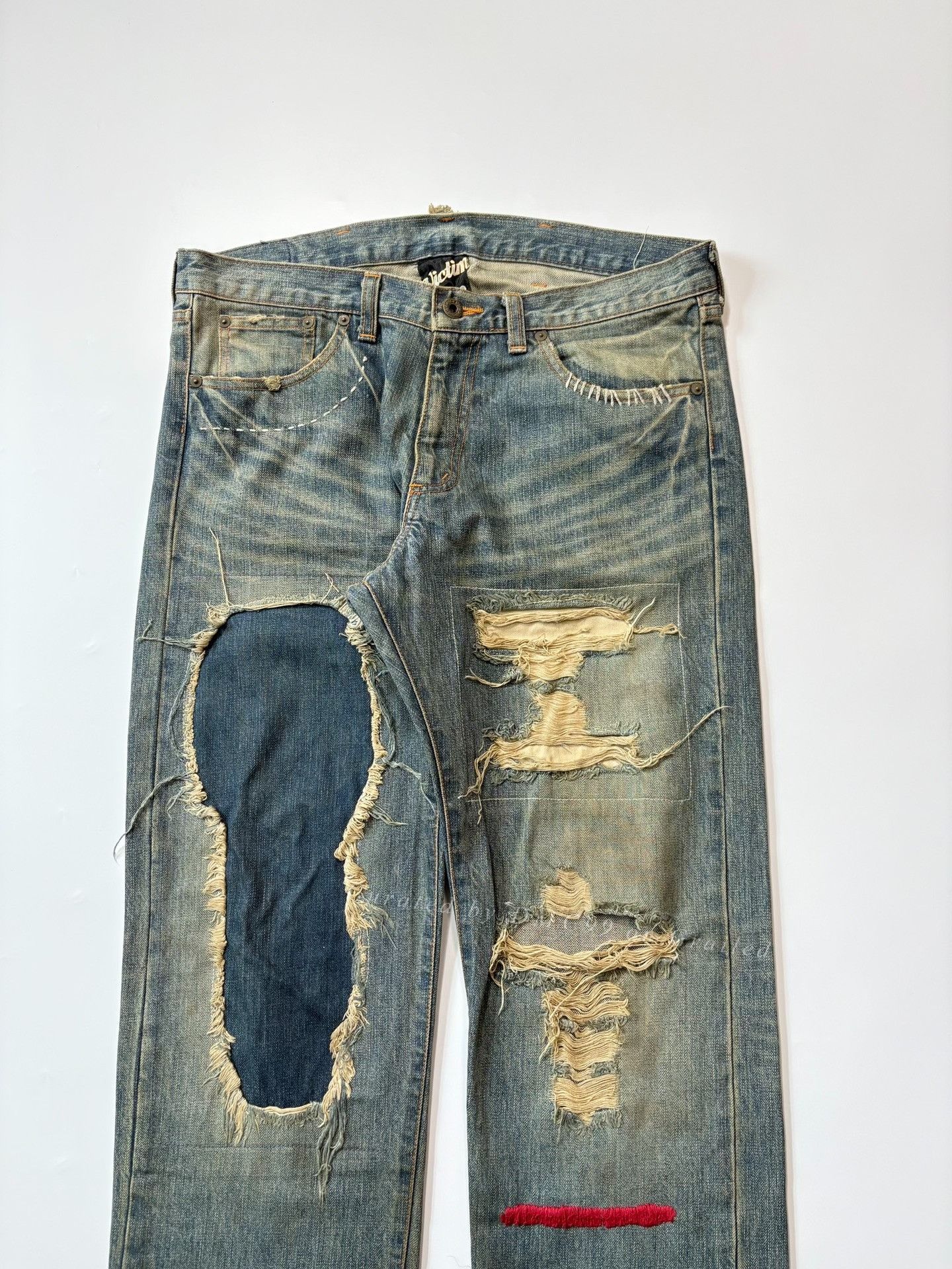 Fashion Victim VICTIM Distressed Patch Washed Jeans Size US 44 / EU 60 - 2 Thumbnail