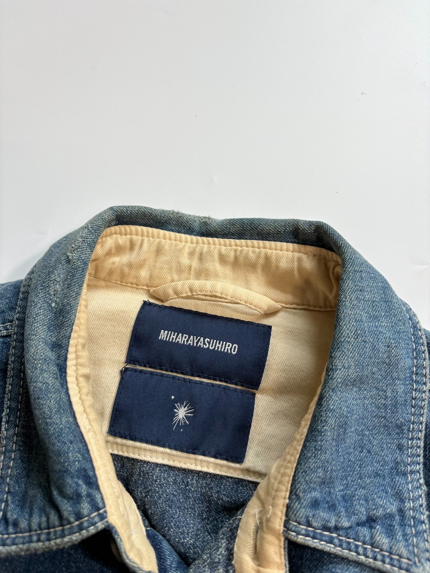 Maison MIHARA YASUHIRO Miharayasuhiro Distressed Denim Shirt Size US S / EU 44-46 / 1 - 4 Thumbnail