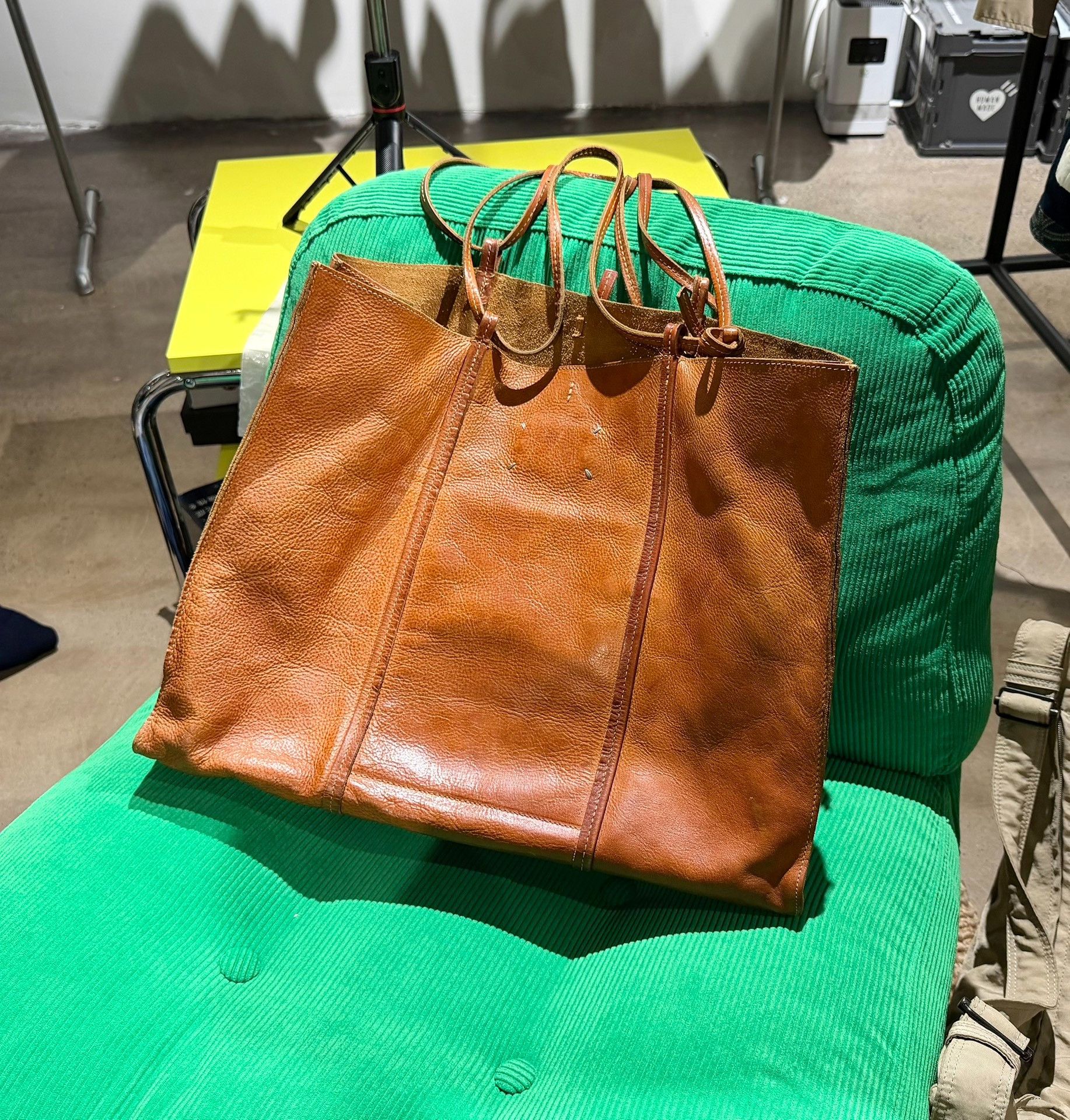 Maison Margiela Maison Margiela Martin Margiela Era Distressed Leather Tote Size ONE SIZE - 3 Thumbnail