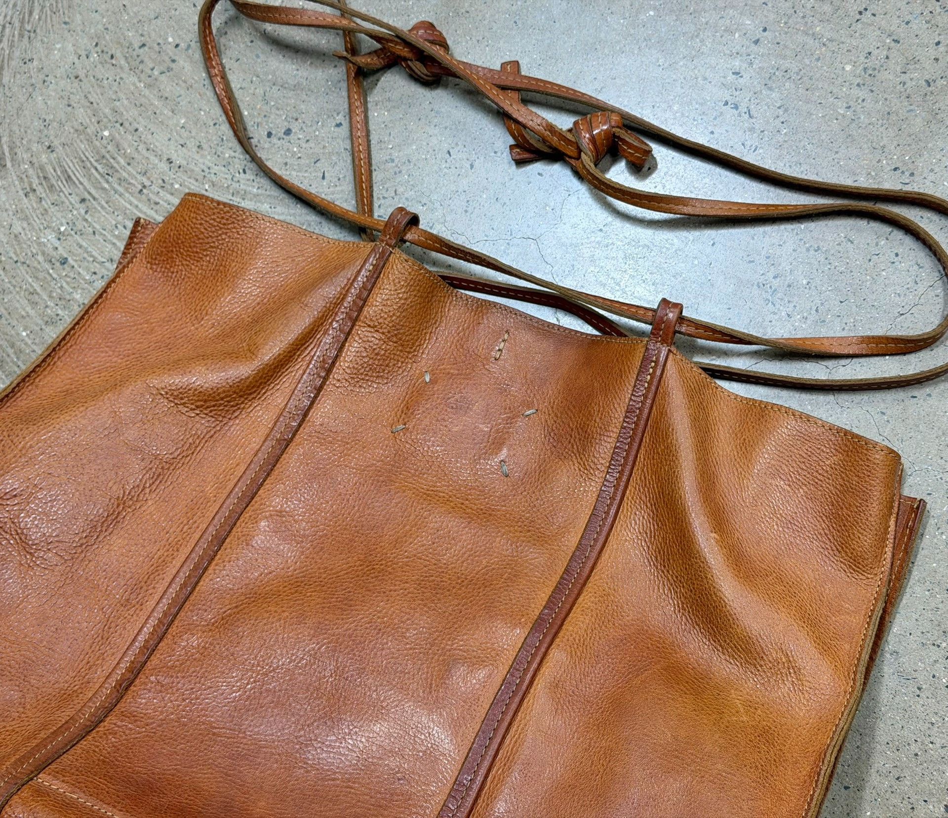 Maison Margiela Maison Margiela Martin Margiela Era Distressed Leather Tote Size ONE SIZE - 4 Thumbnail