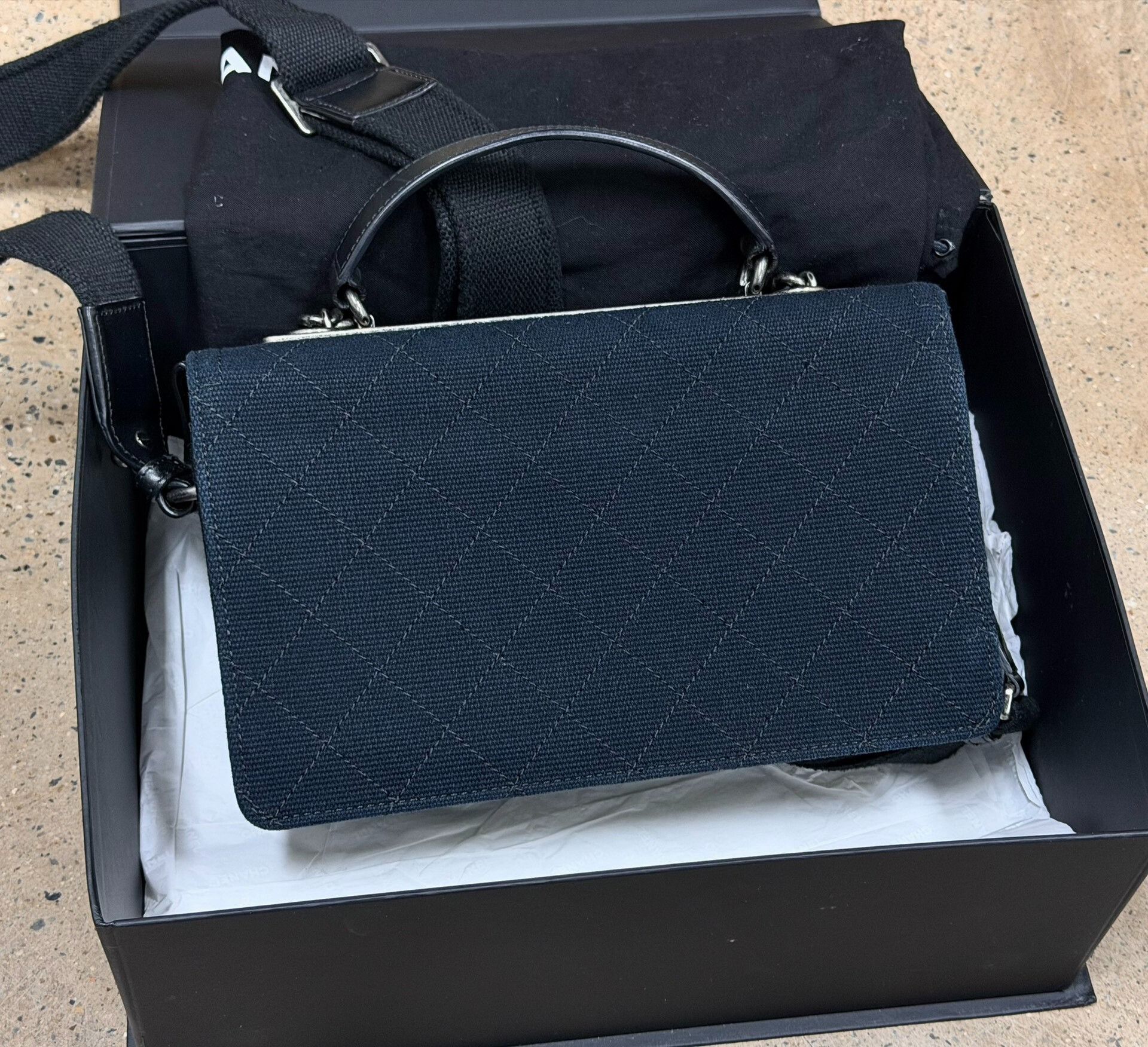 Chanel Chanel Salzburg Canvas Box 22Bag Medium Size ONE SIZE - 5 Thumbnail