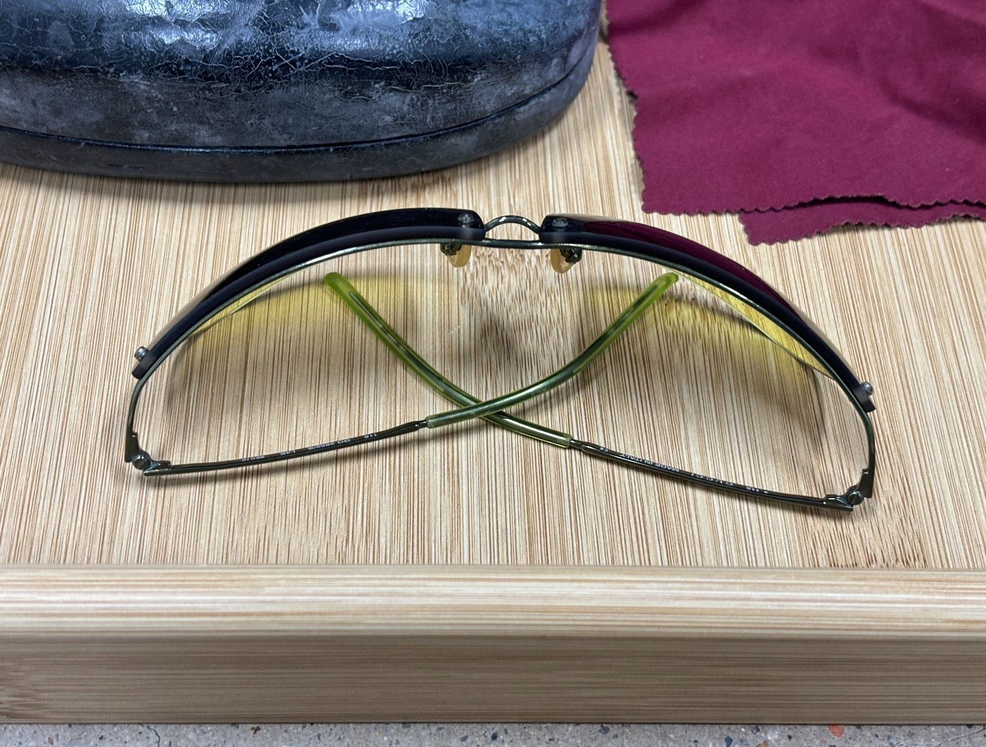 Gucci Gucci GG2652 Y2K Shield Sunglasses Size ONE SIZE - 4 Thumbnail