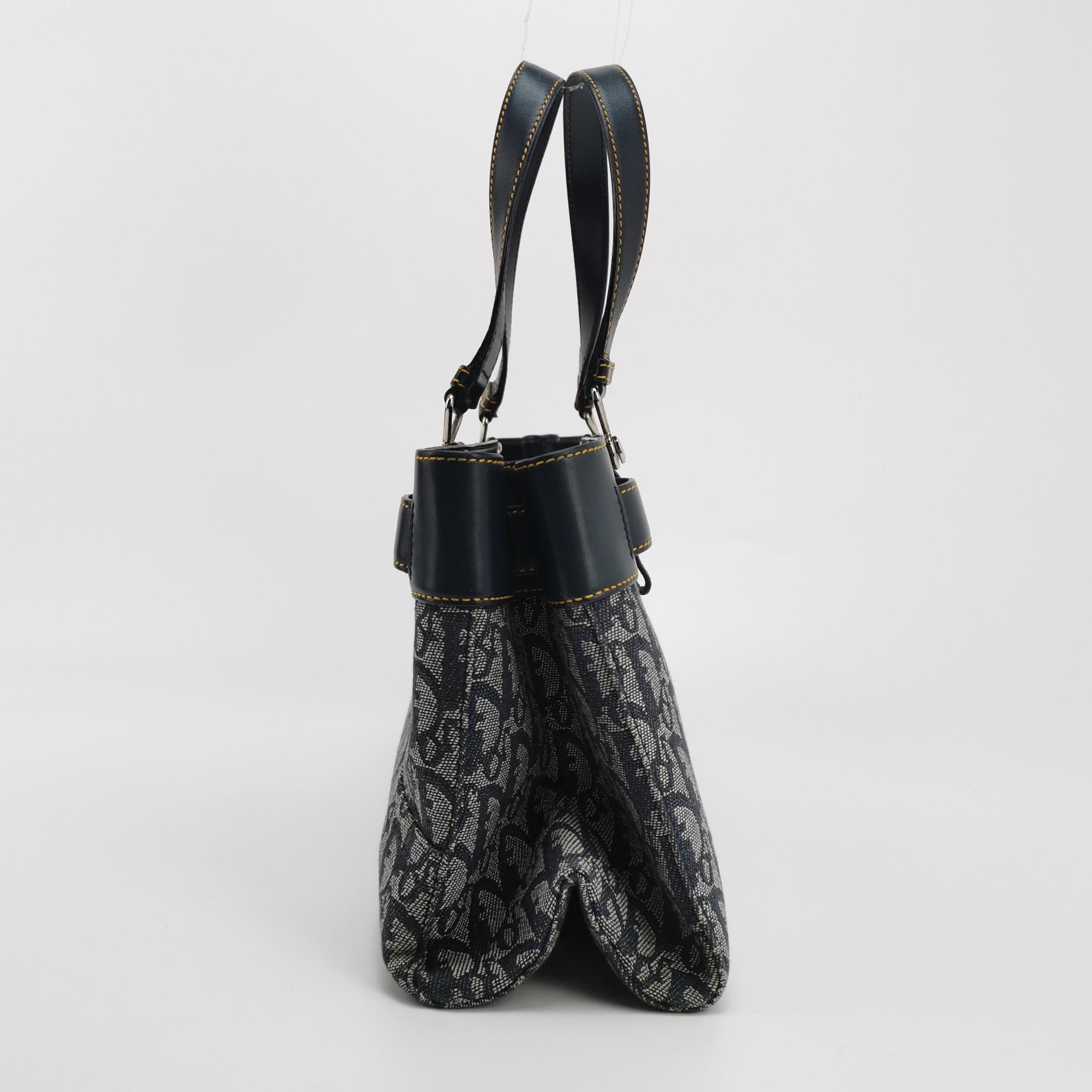 Dior Dior Women os Tote Bags Size ONE SIZE - 3 Thumbnail
