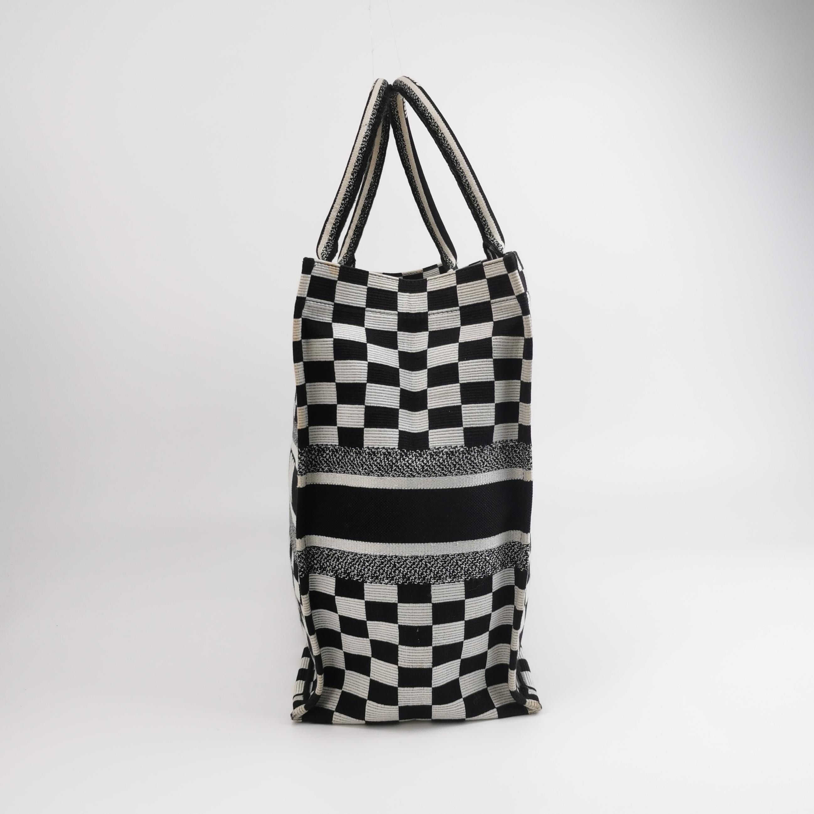 Dior Dior Women os Tote Bags Size ONE SIZE - 3 Thumbnail