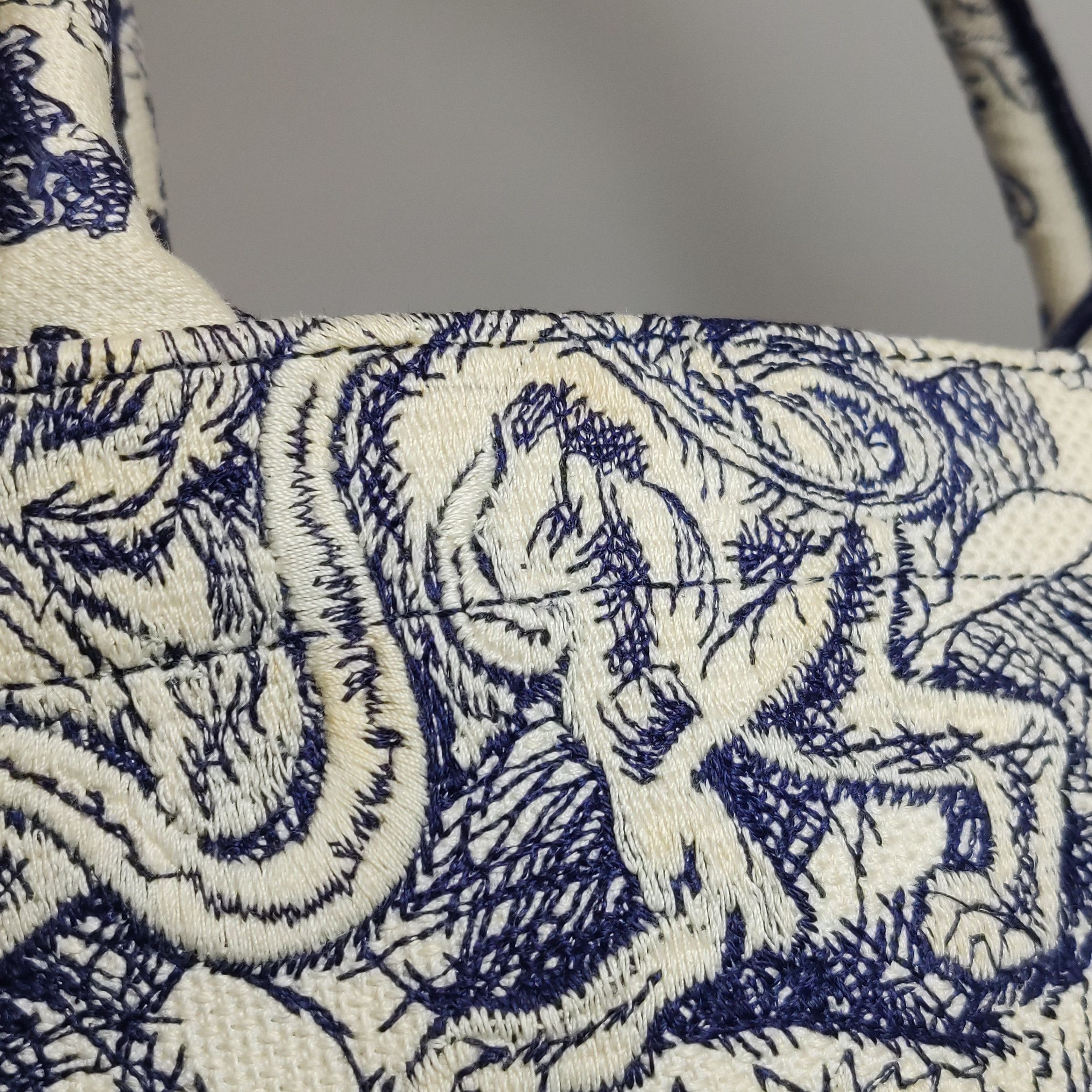 Dior Dior Women os Tote Bags Size ONE SIZE - 16 Thumbnail