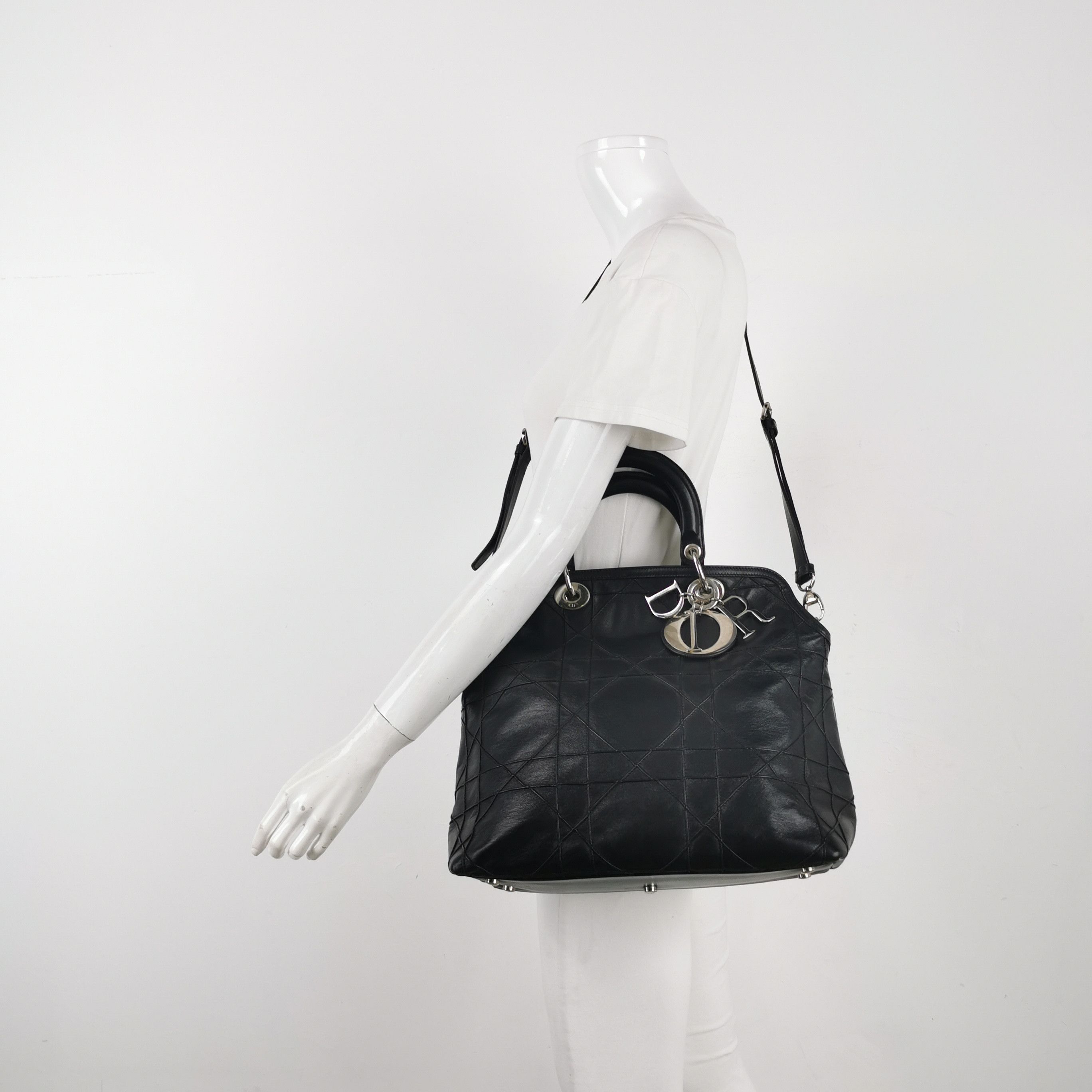 Dior Dior Women os Shoulder Bags Size ONE SIZE - 2 Thumbnail