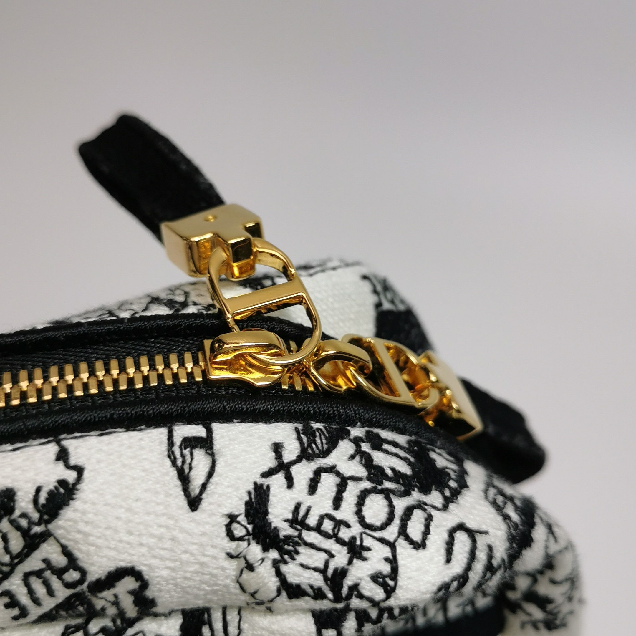 Dior Dior Women os Clutches Size ONE SIZE - 9 Thumbnail