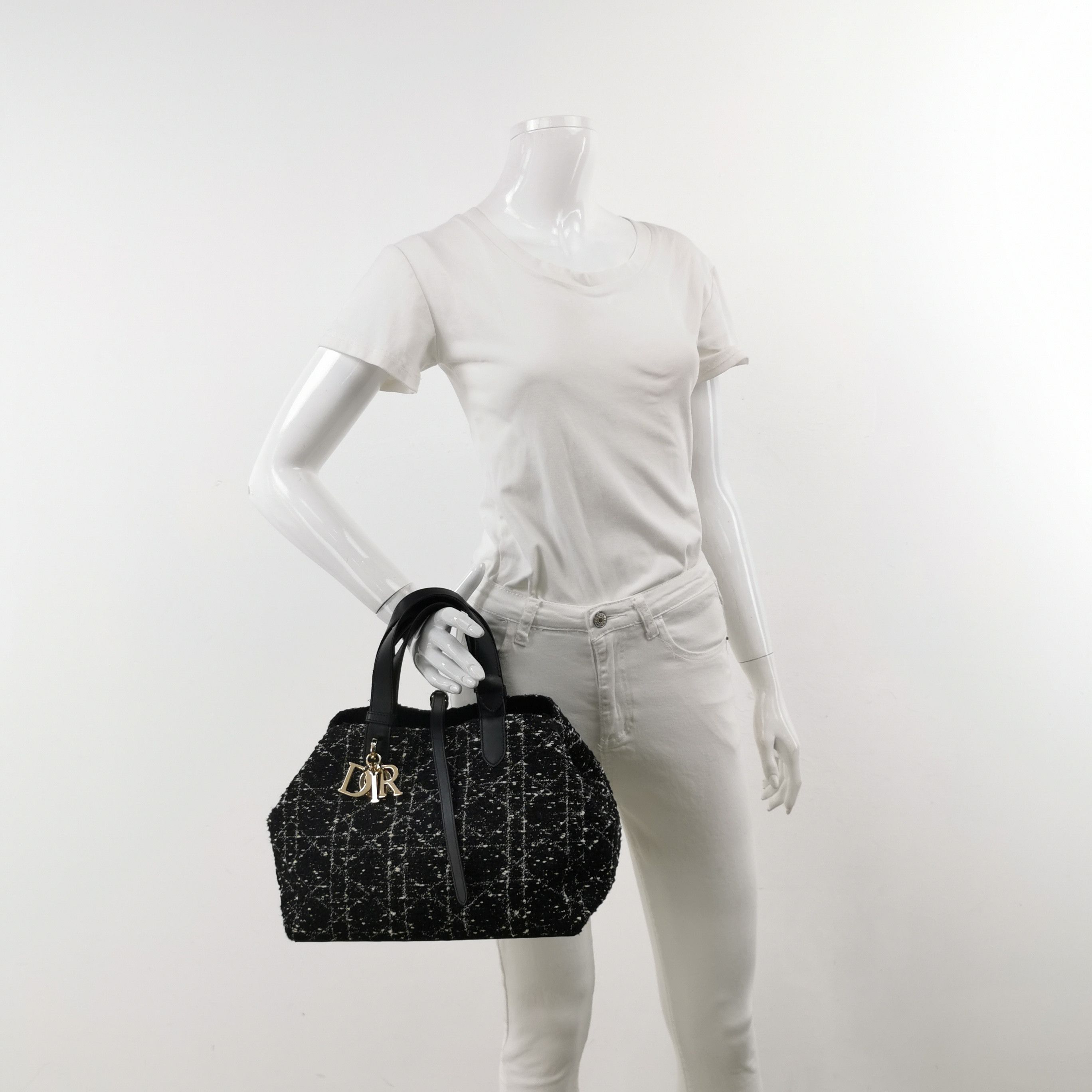 Dior Dior Women os Tote Bags Size ONE SIZE - 2 Thumbnail
