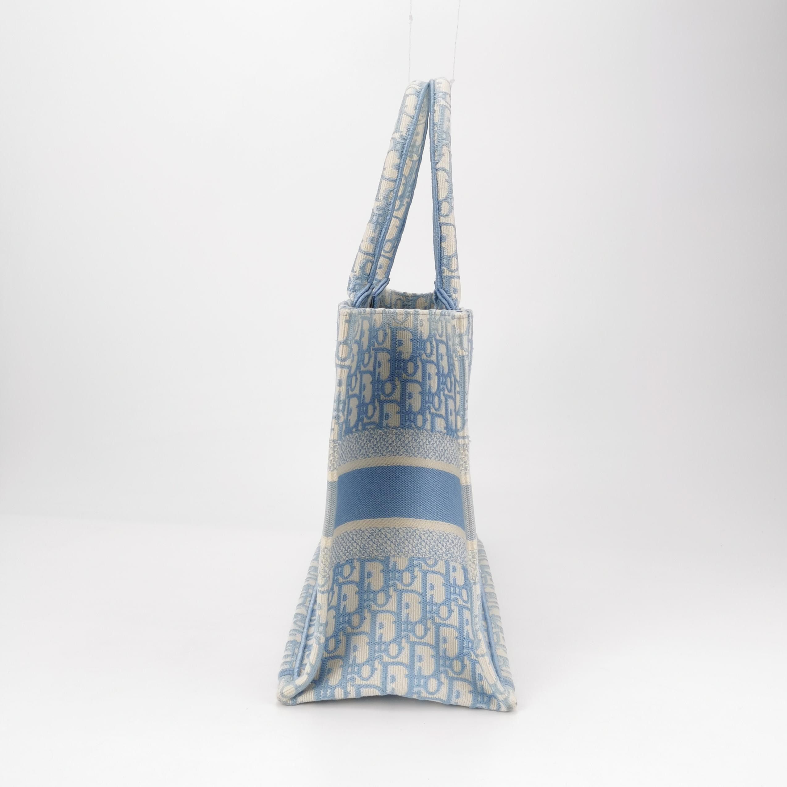 Dior Dior Women os Tote Bags Size ONE SIZE - 3 Thumbnail